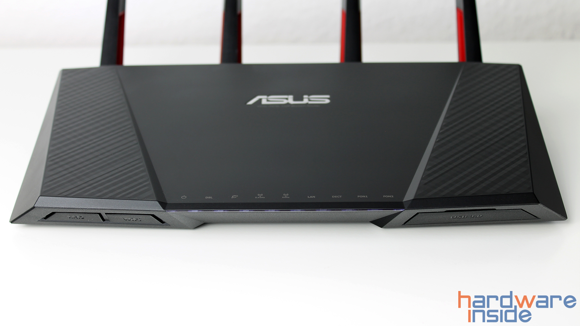 Asus_DSLAC68VG_04.jpg