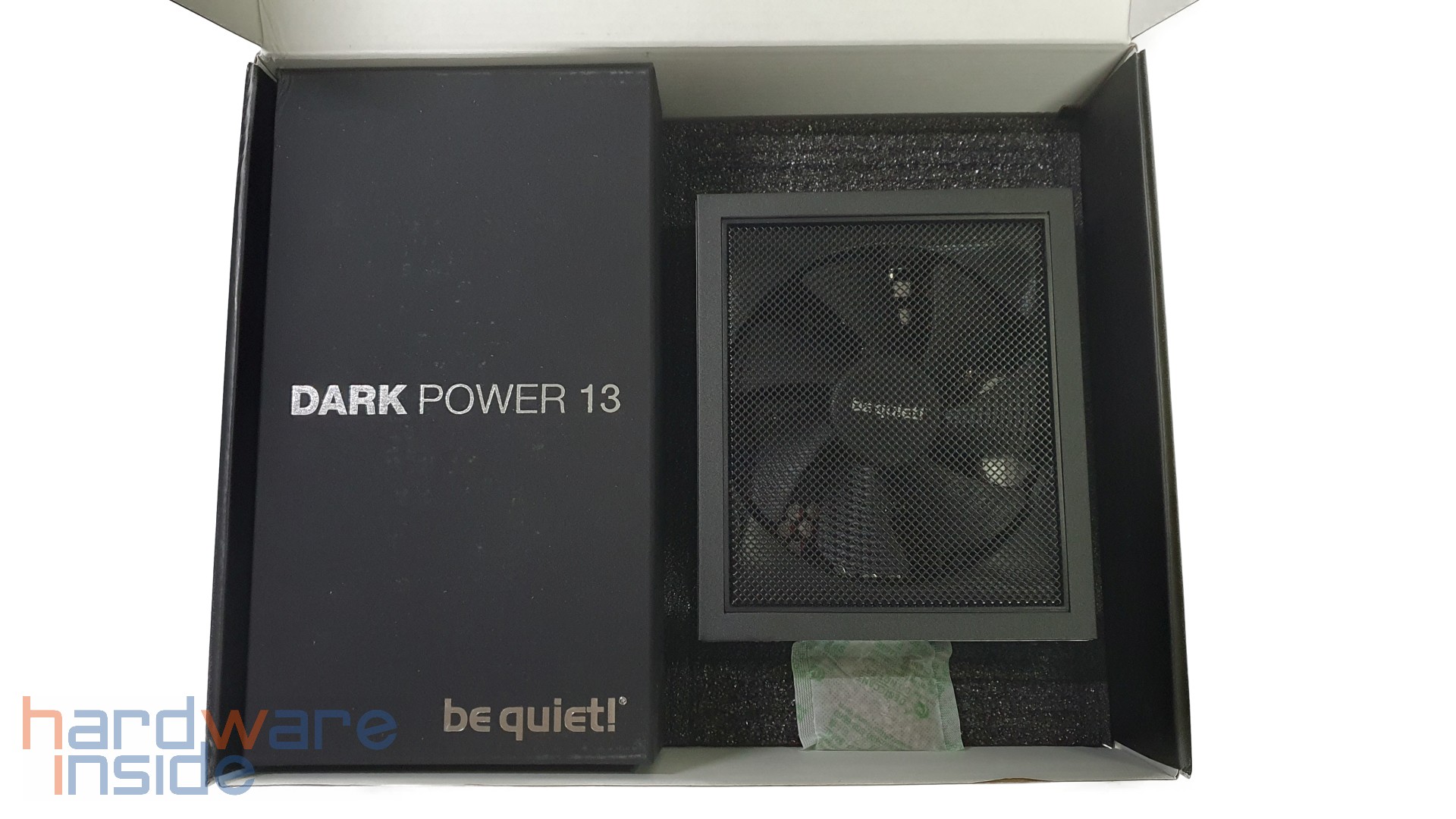 be_quiet_dark_power_13_verpackung_innen_netzteil.jpg
