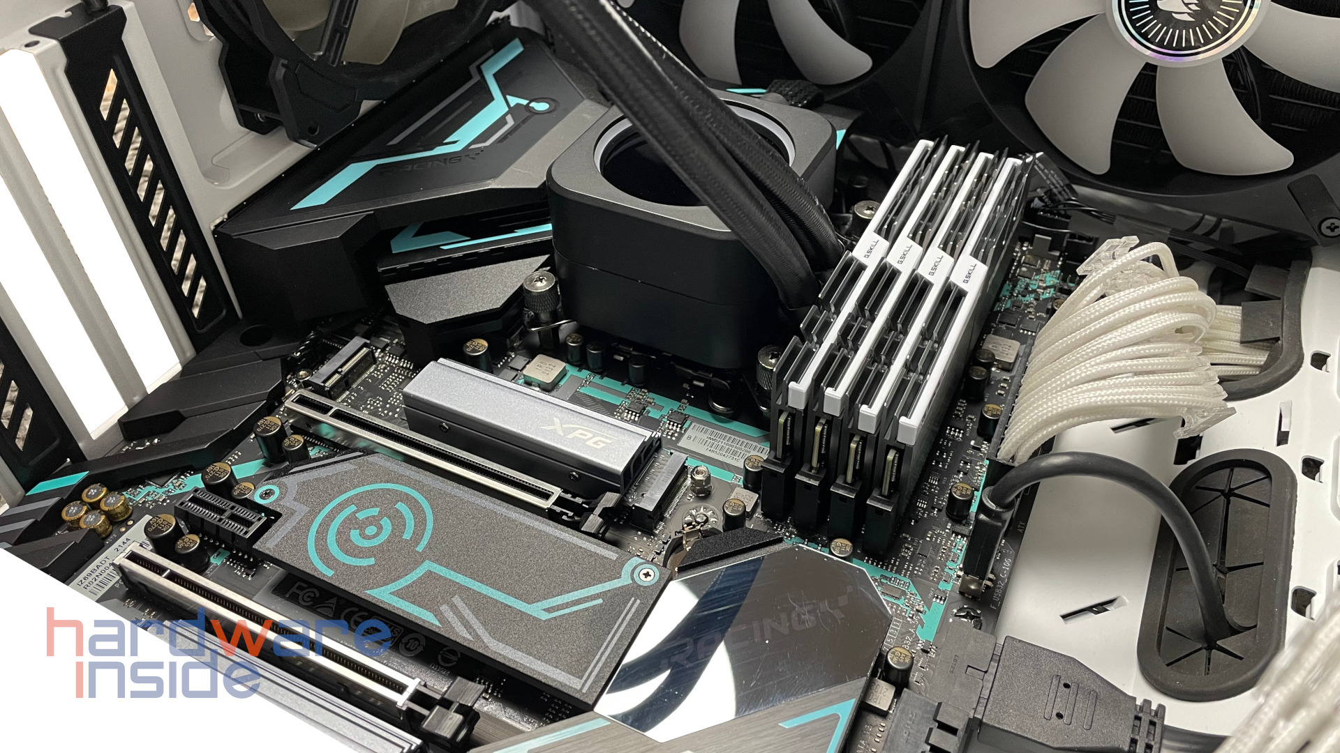 Biostar Racing Z690 GTA_01