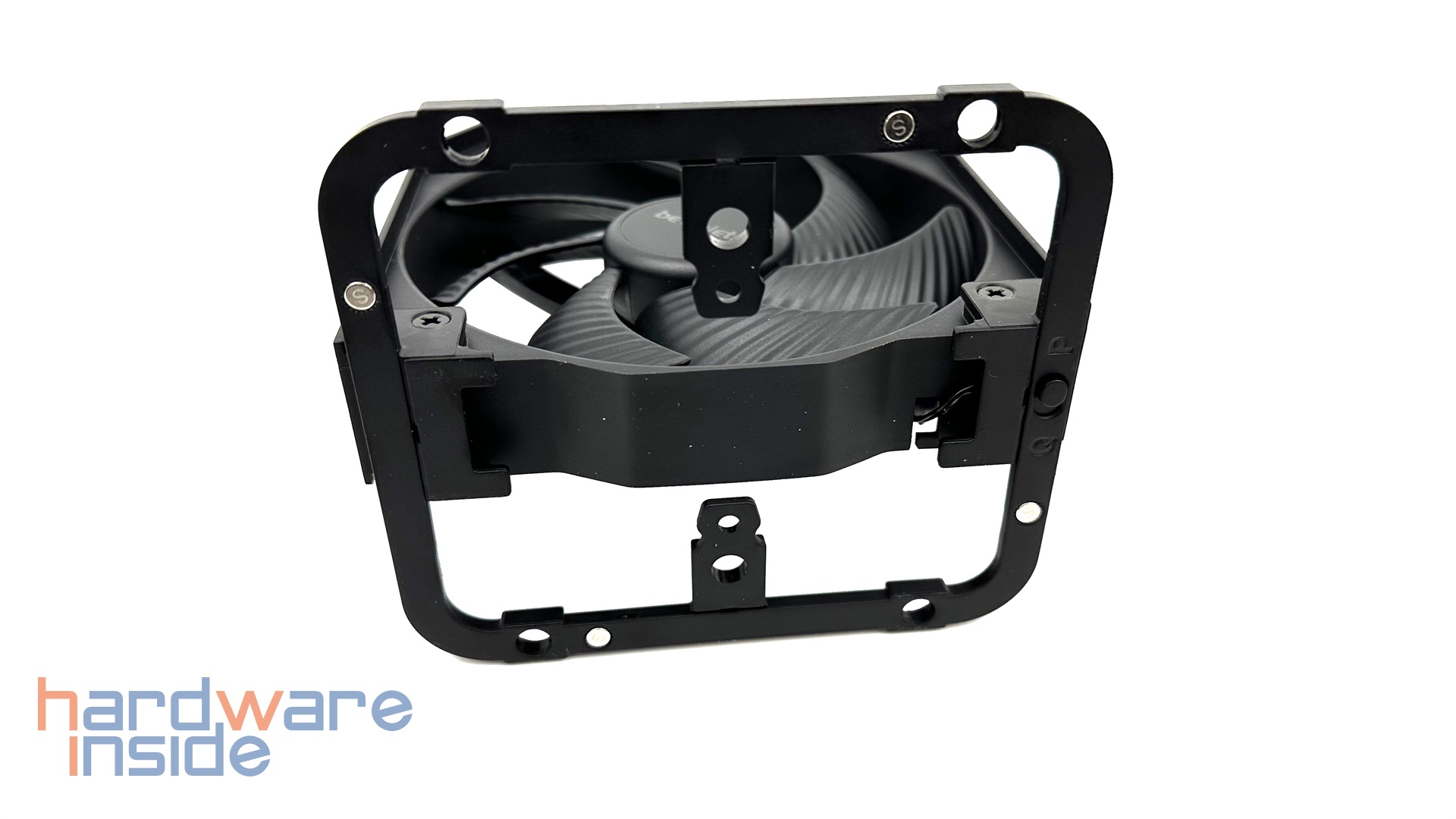 bq quiet! Dark Rock Pro 5 - 16.jpg