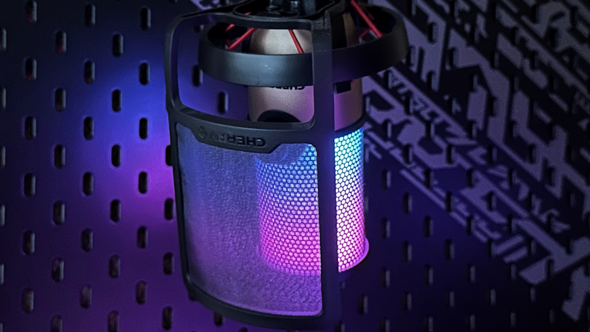 CHERRY UM 9.0 PRO RGB - Einleitung 2.jpg