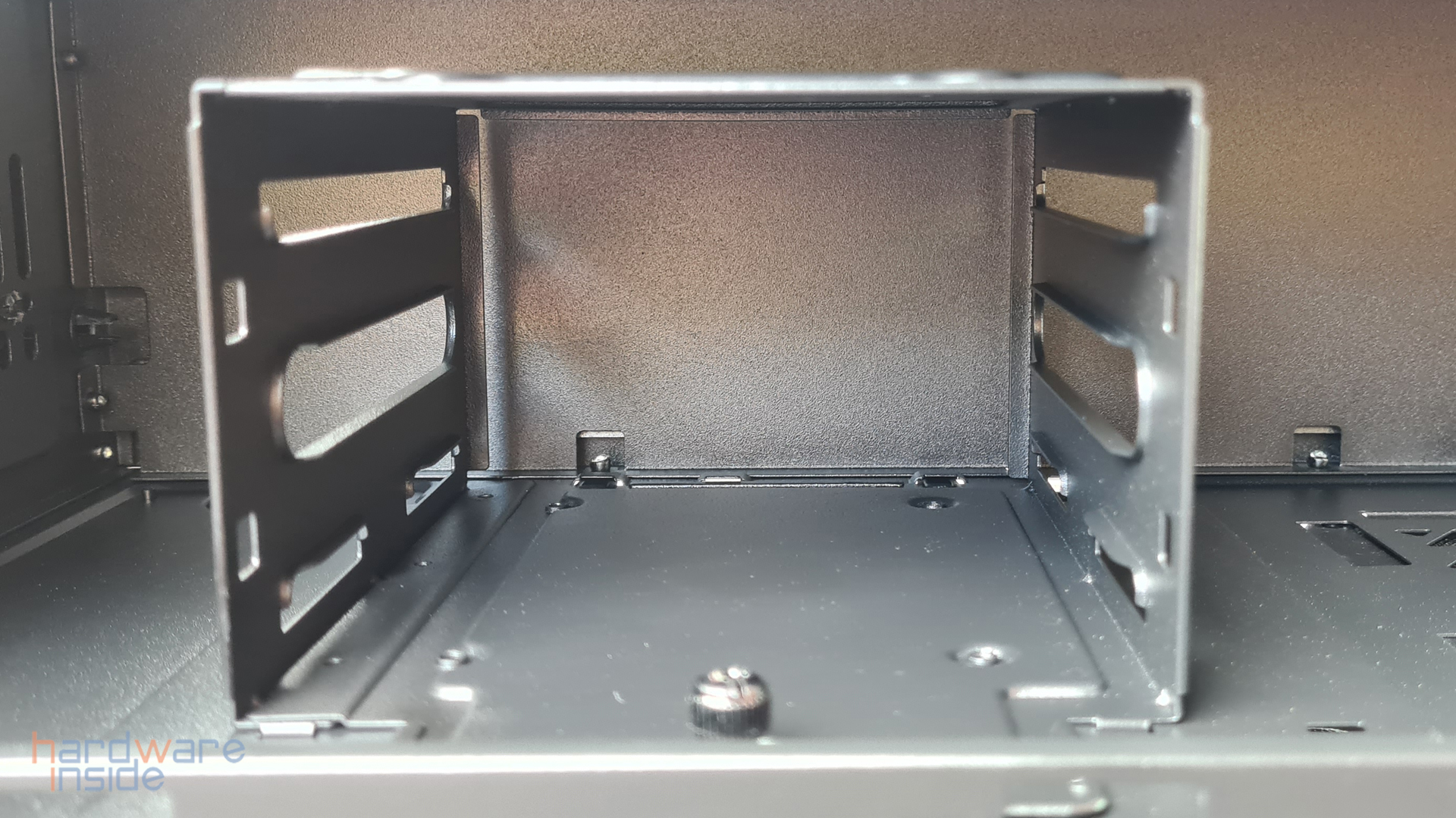 cooler master masterbox 520_11.jpg