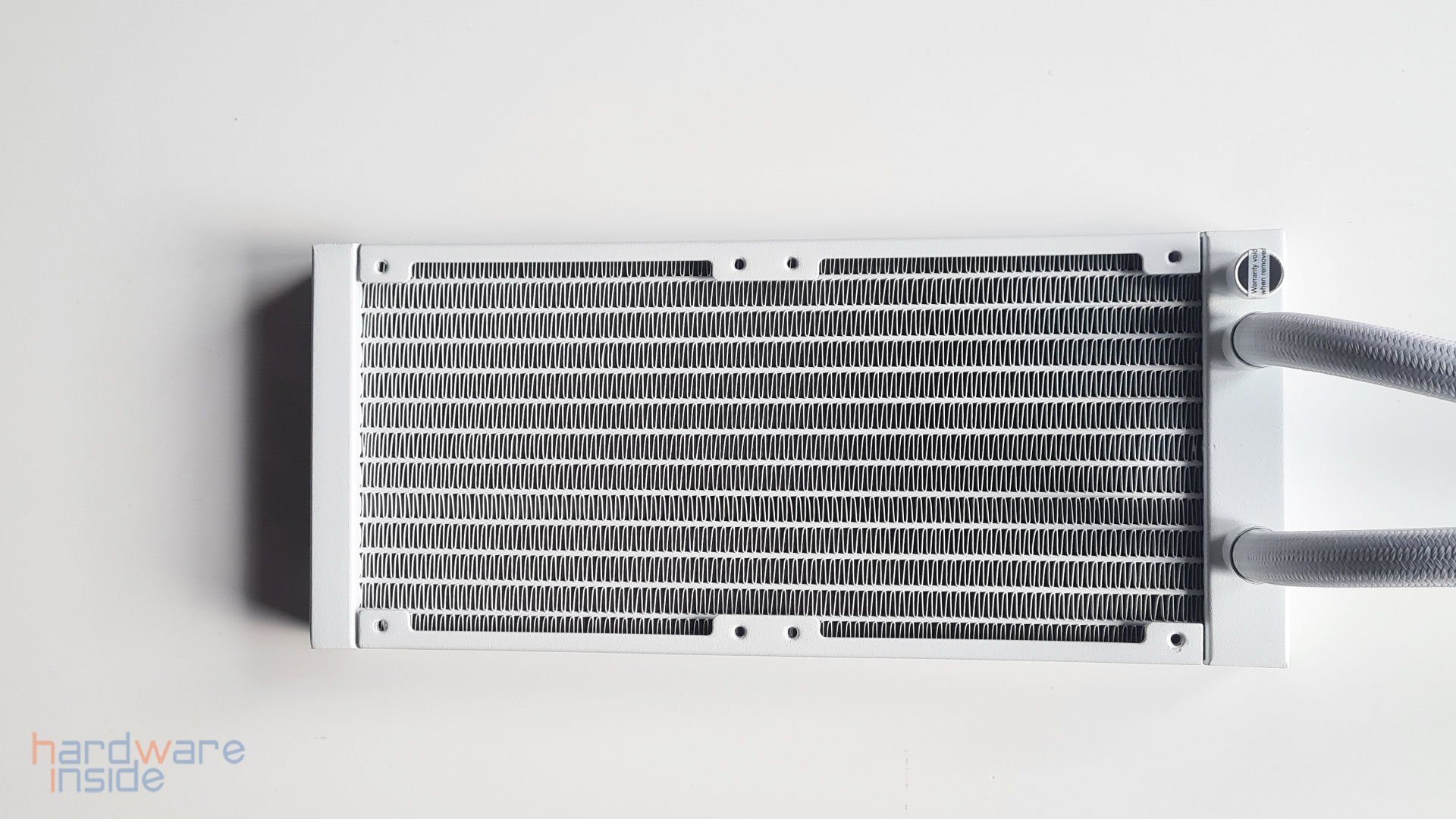 cooler master masterliquid pl240 flux white_14.jpg