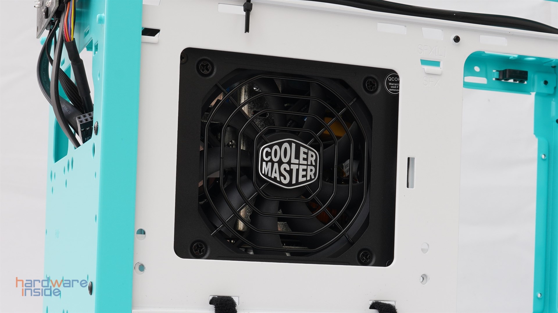 coolermaster-masterbox-nr200p-color-nt-2.JPG