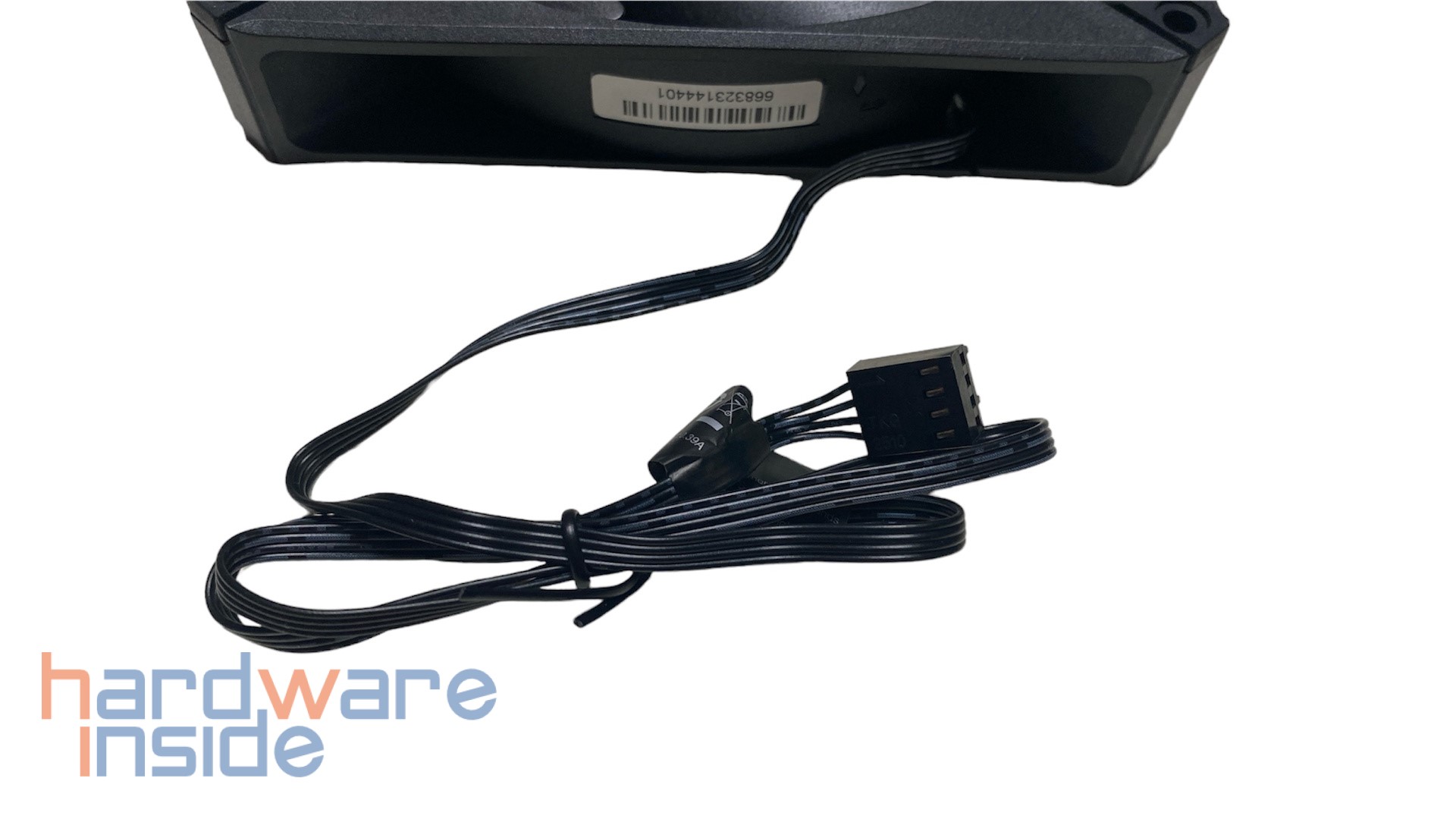 CORSAIR A115 High Performance Air Cooler_23.jpg