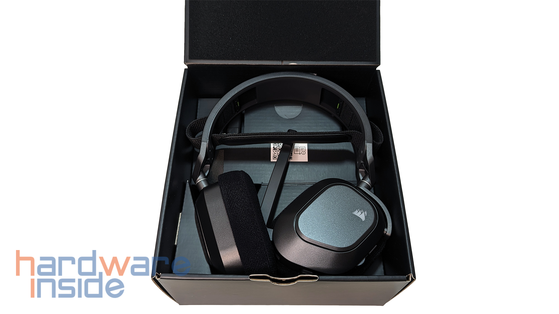 Corsair HS80 MAX Wireless Verpackung Innen.jpg