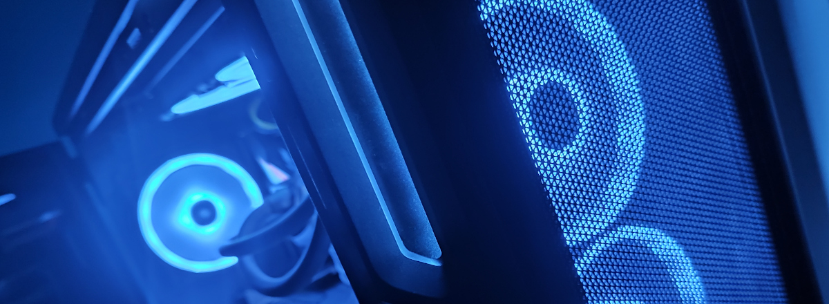 CORSAIR iCUE 5000T - 0.jpg