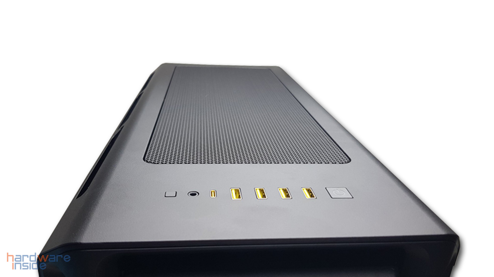 CORSAIR iCUE 5000T - 20.jpg