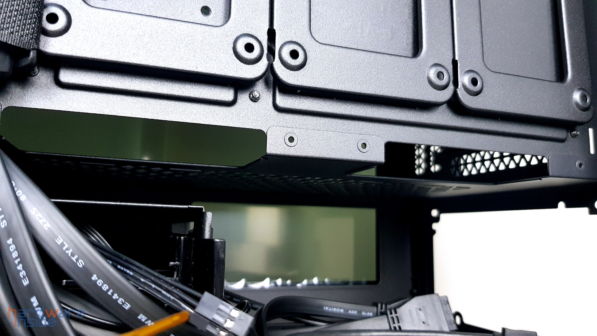 CORSAIR iCUE 5000T - 46.jpg