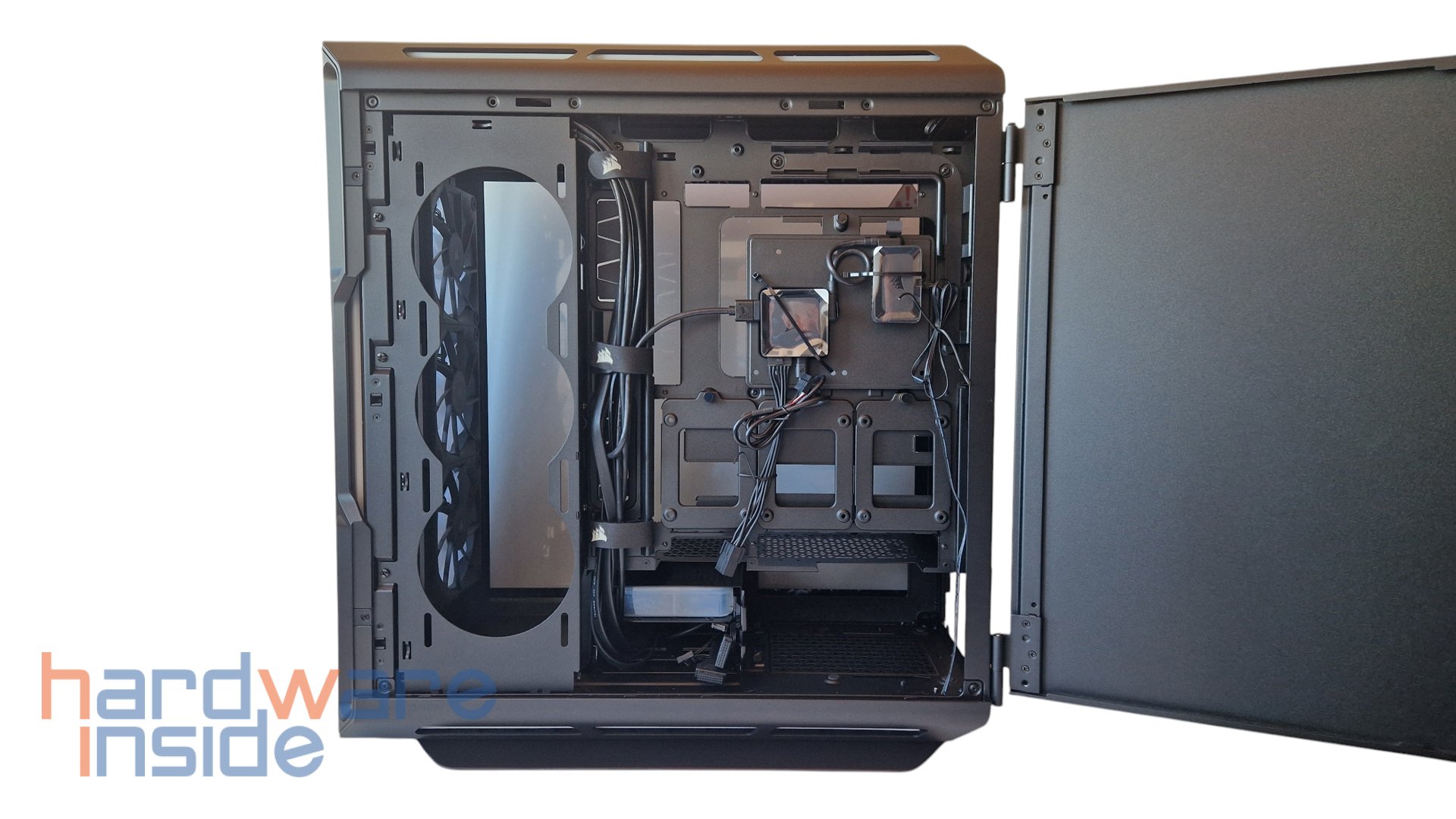 corsair icue link 5000t lx rgb_12.jpg