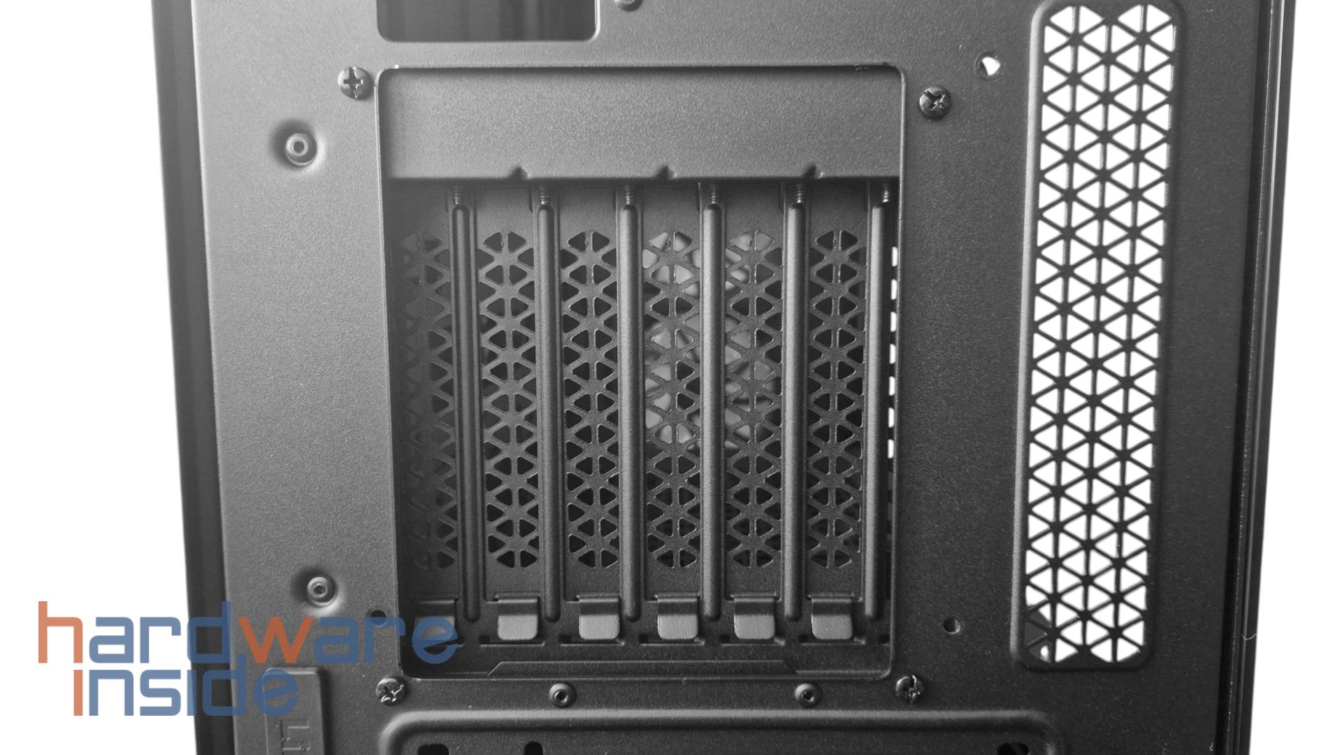 corsair icue link 5000t lx rgb_25.jpg