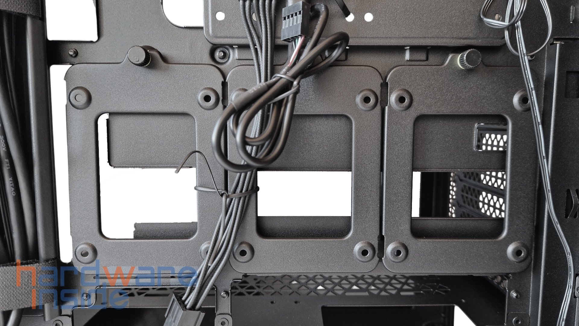 corsair icue link 5000t lx rgb_33.jpg