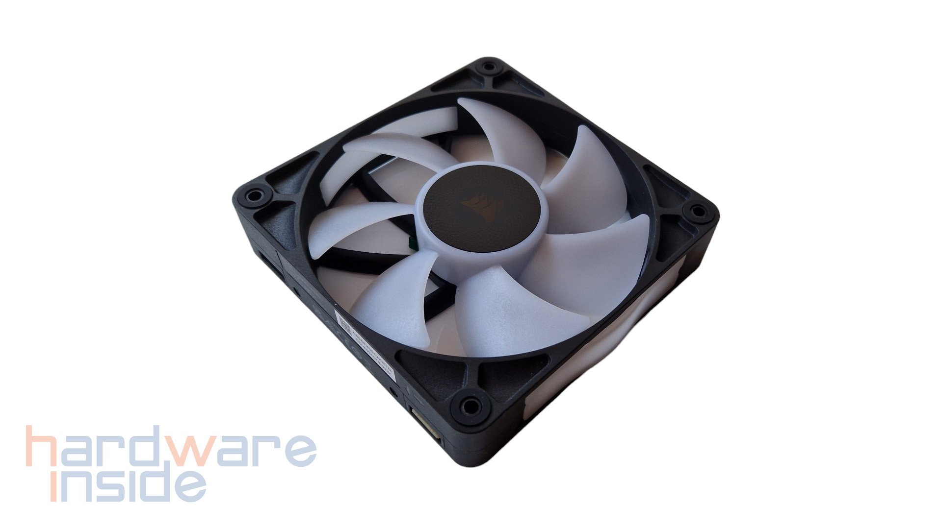 corsair icue link titan rx 360 rgb_23.jpg