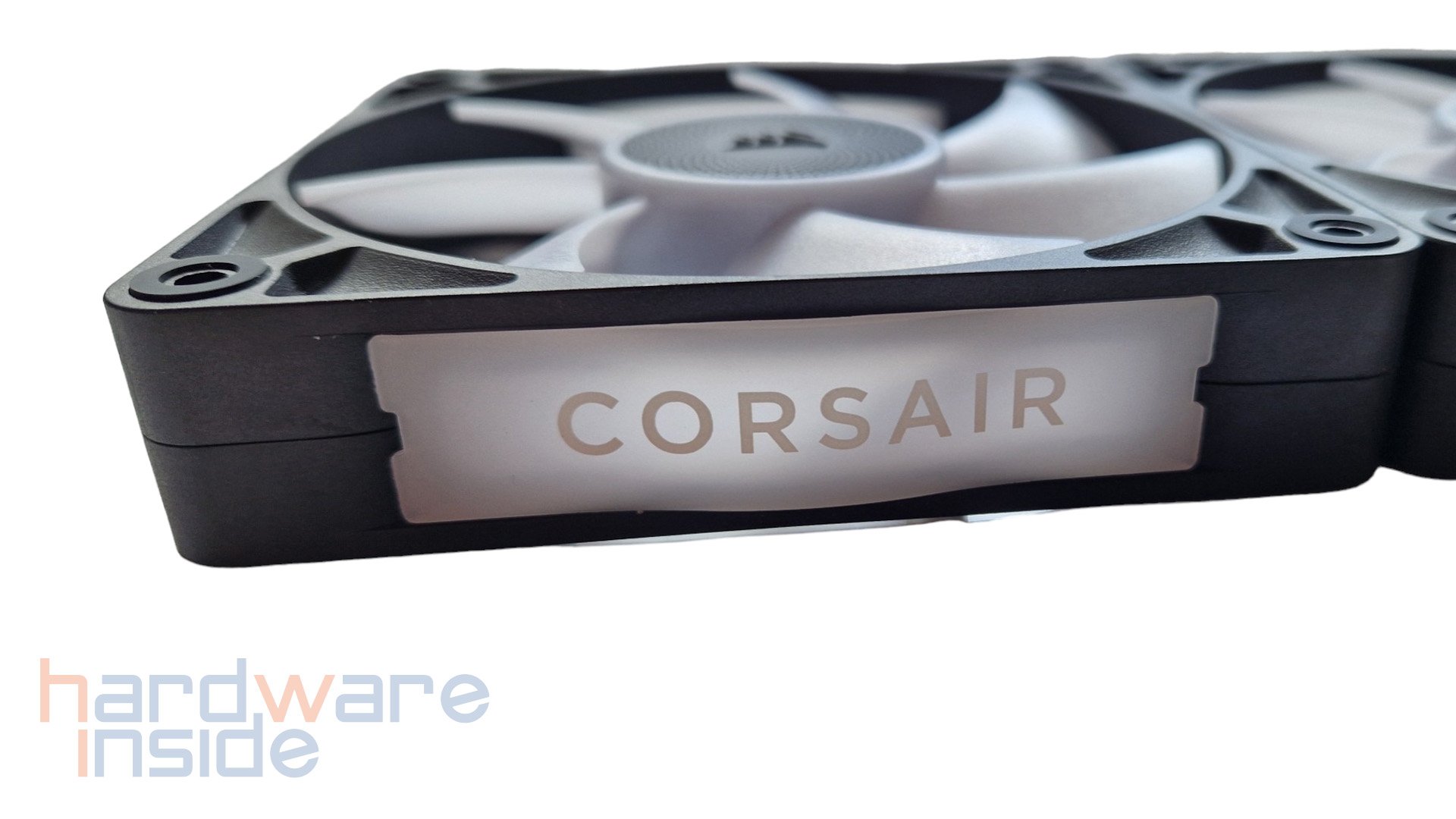 corsair icue link titan rx 360 rgb_24.jpg