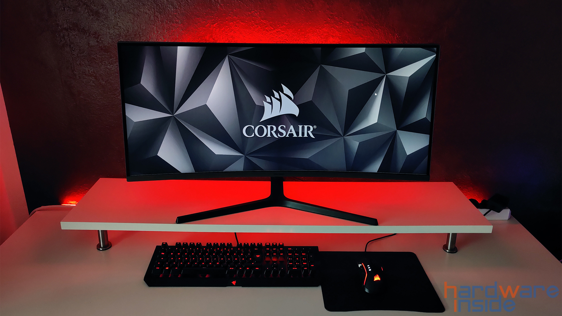 Corsair-iCUE-LS100-Red.jpg