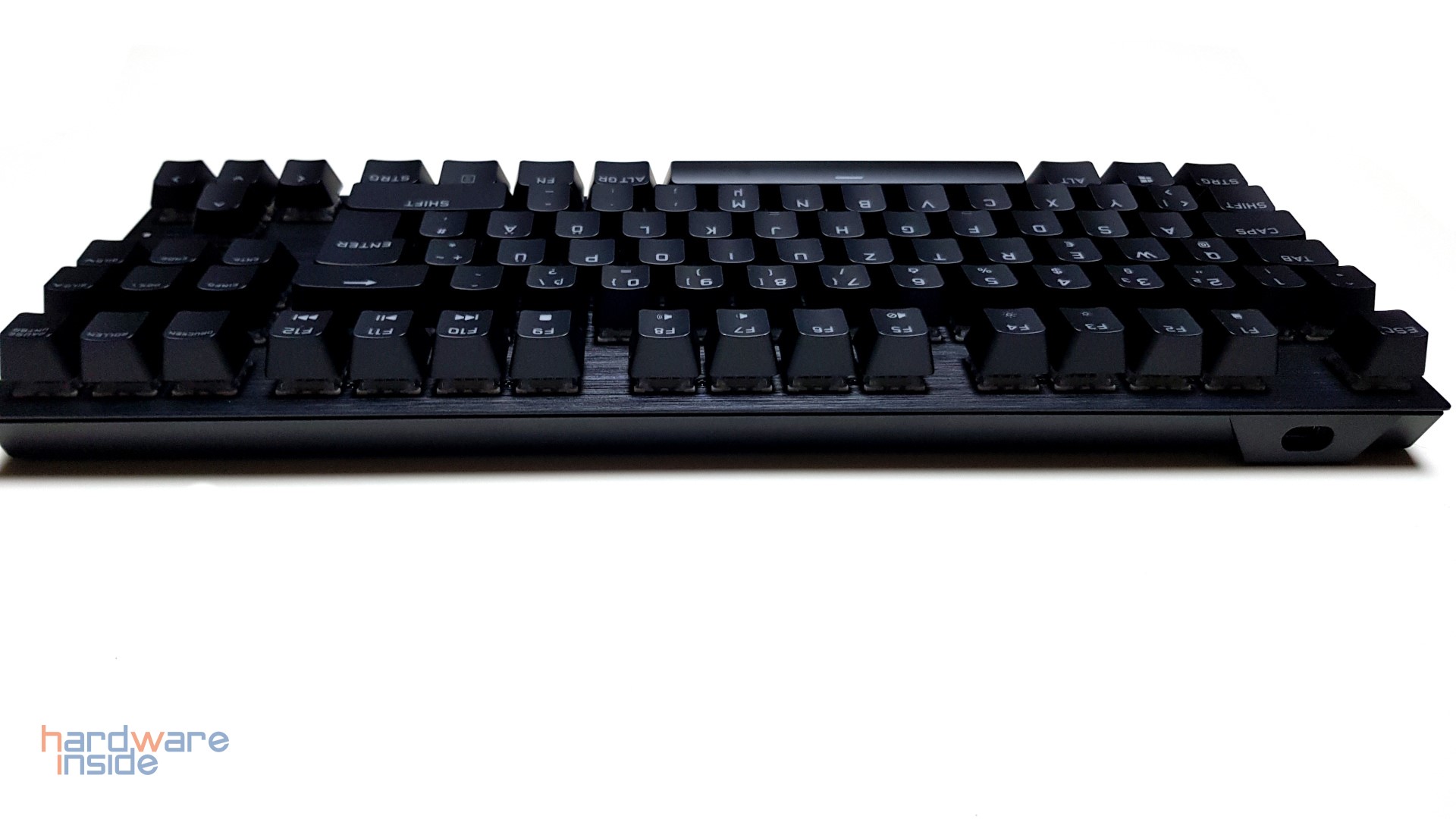 CORSAIR K60 PRO TKL RGB_9.jpg