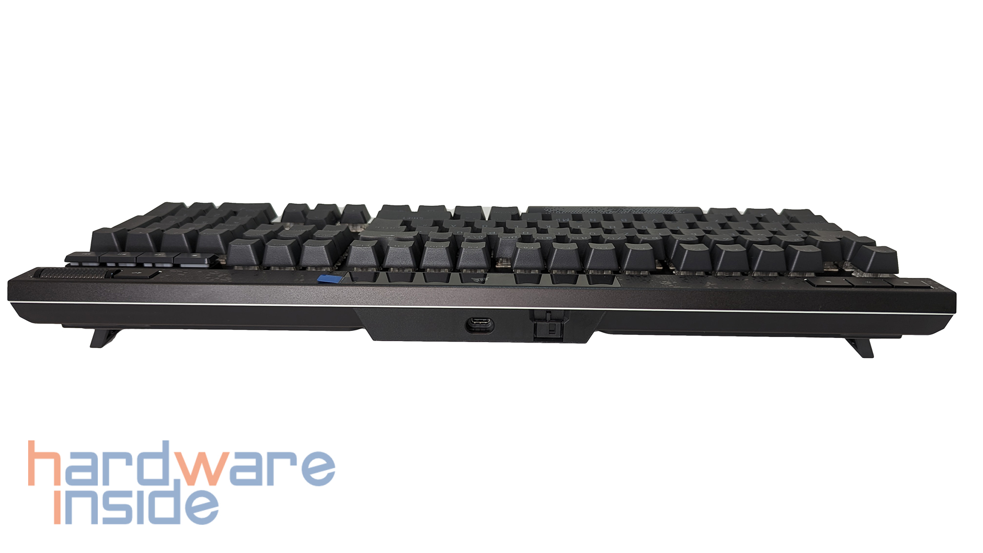 corsair-k70-max-12.jpg