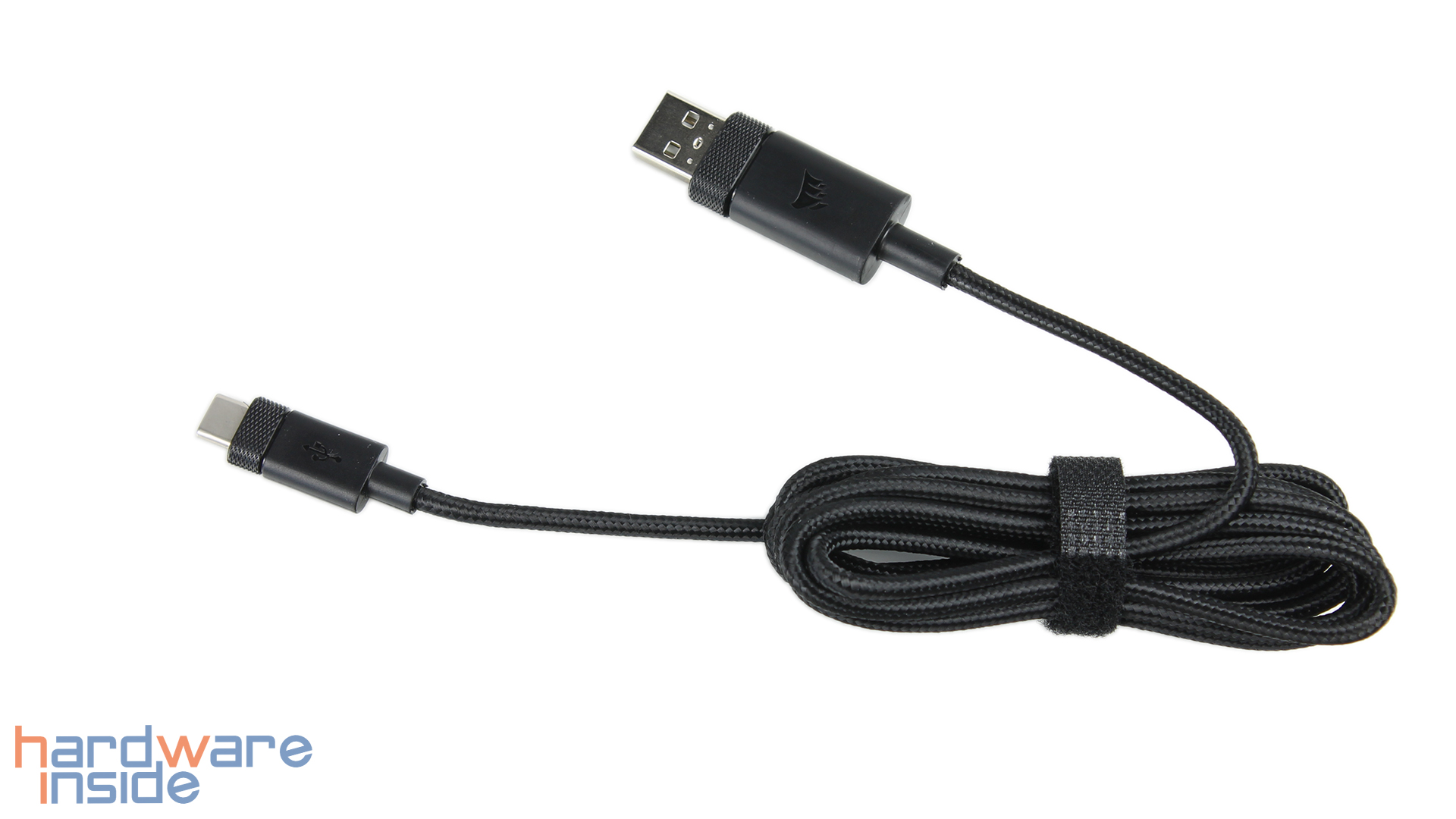 corsair-k70-rgb-tkl-kabel.jpg