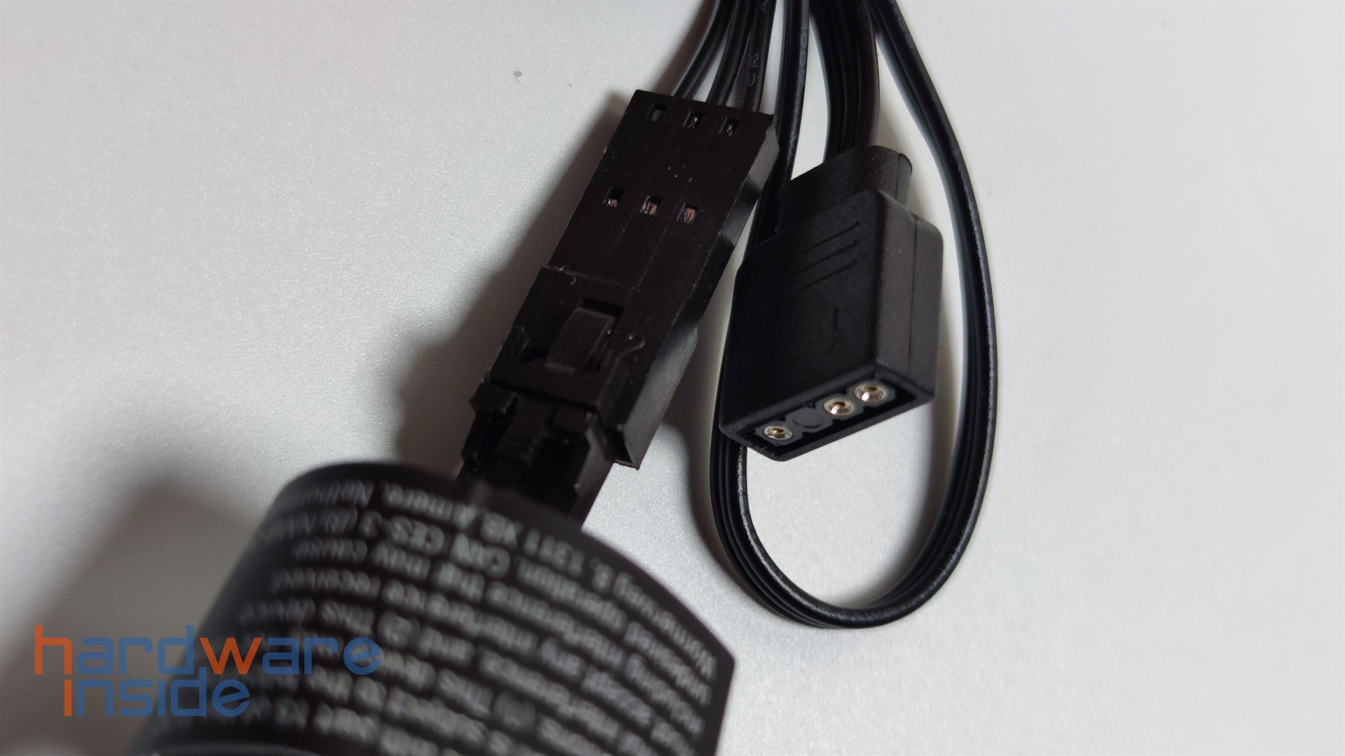 corsair-xc-rgb-pro-anschlusskabel (3).jpg