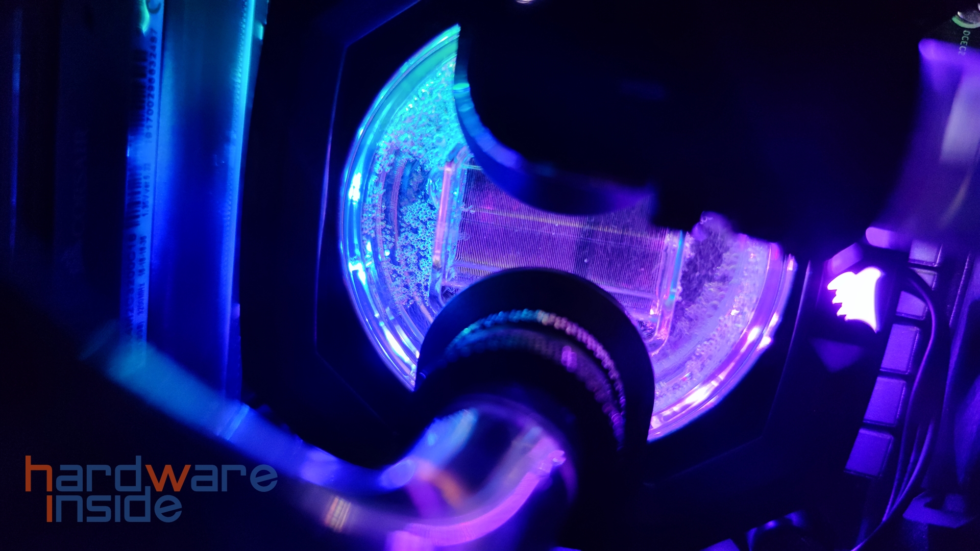 corsair-xc7-rgb-pro-beleuchtung (2).jpg