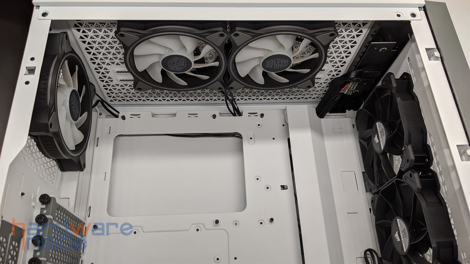 Corsair_4000D_Airflow_44.jpg