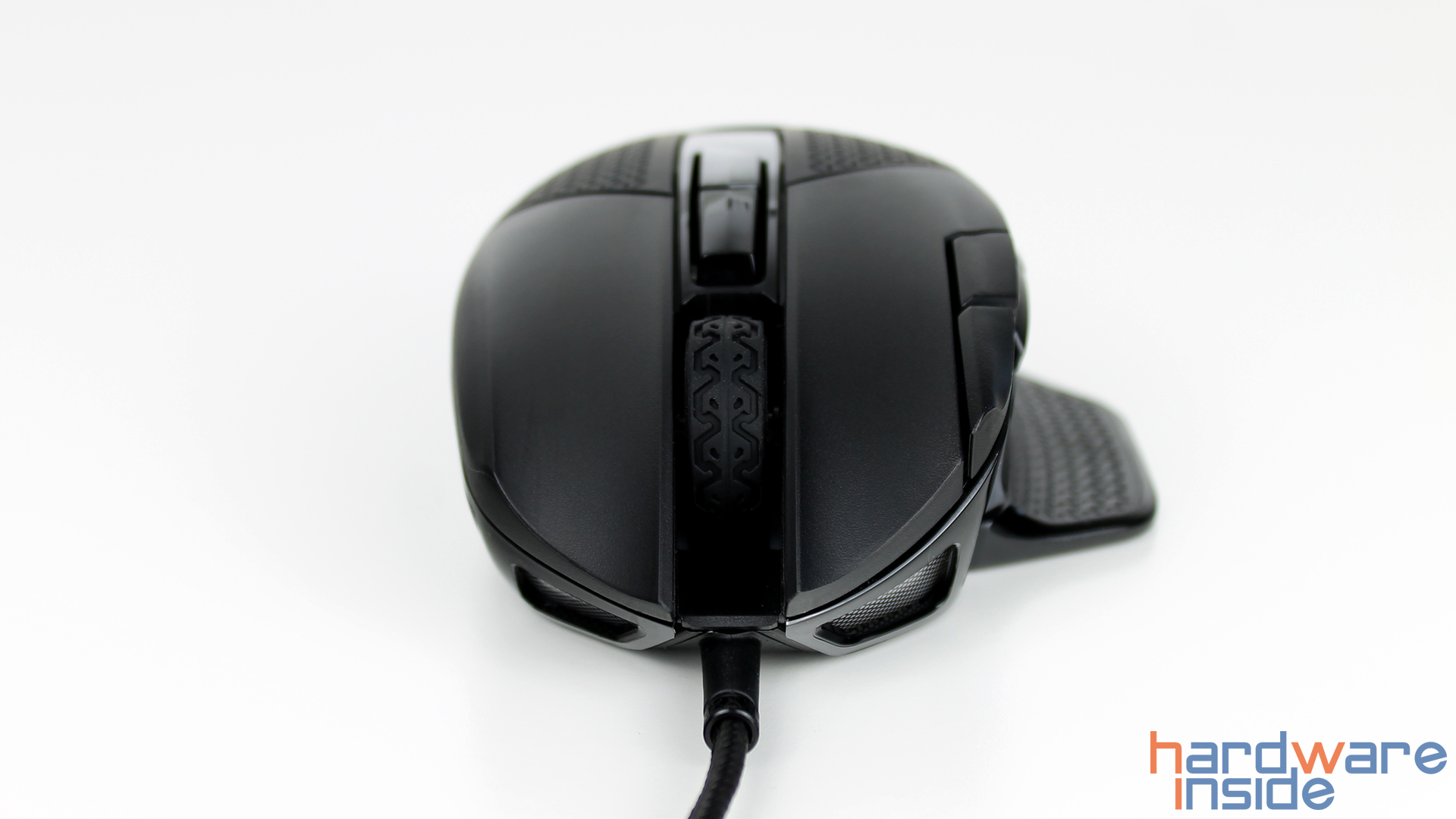 Corsair_NightswordRGB_05.jpg