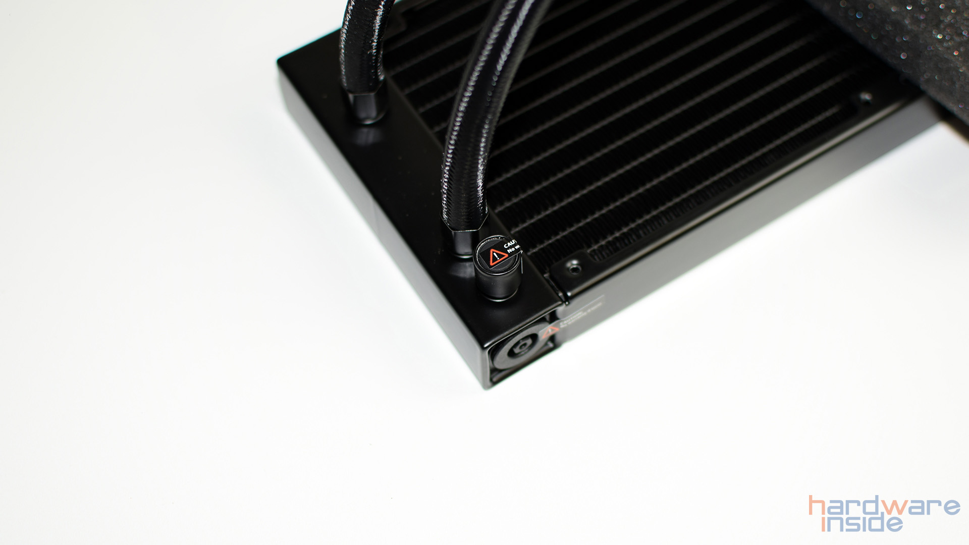 Deepcool GAMMAXX 240L V2 06.jpg