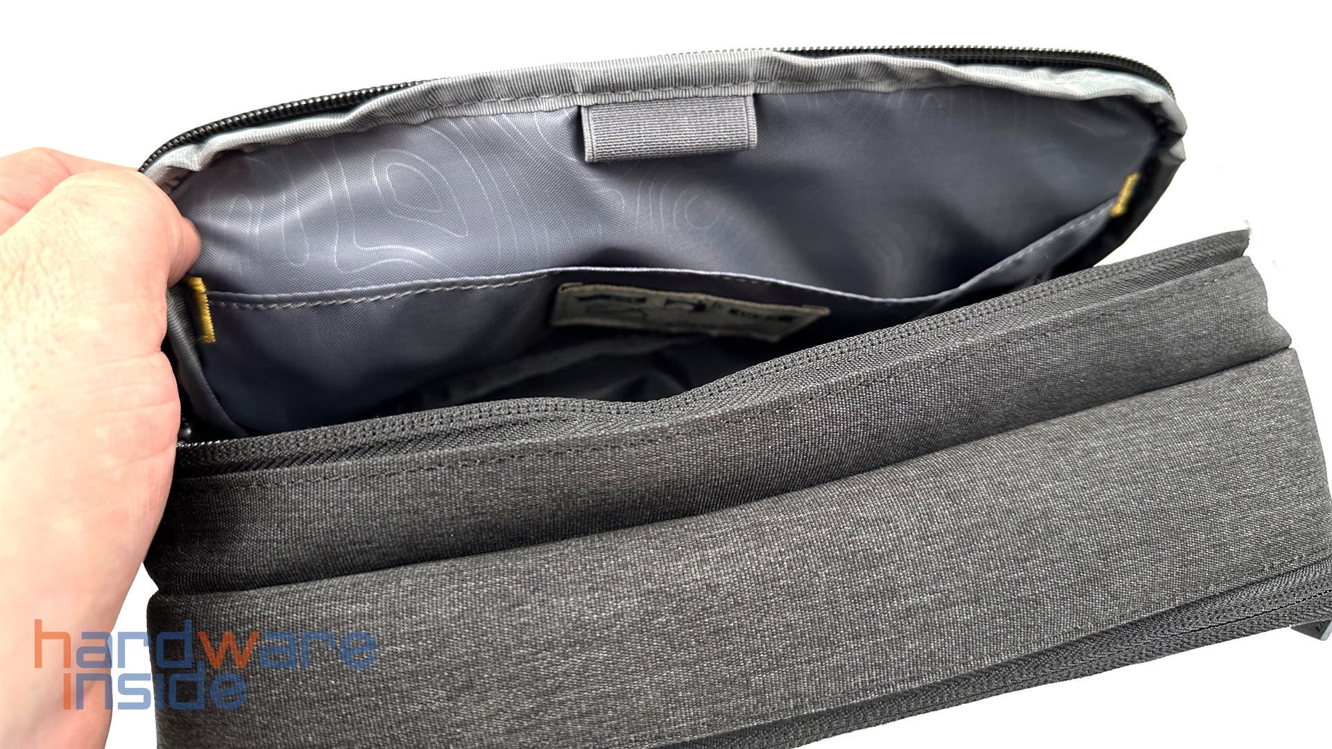 Dicota Top Traveller PRO 14 bis 15.6 Laptop Tolley u  Zubehör - 2.jpg