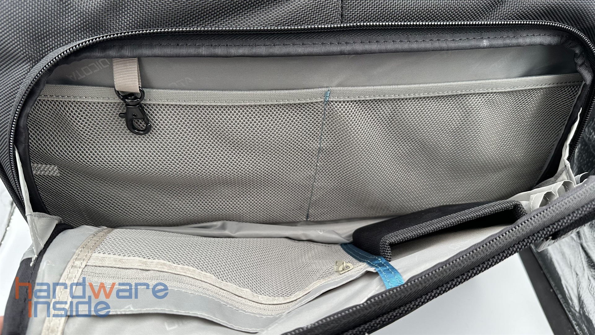 Dicota Top Traveller PRO 14 bis 15.6 Laptop Tolley u  Zubehör - 26.jpg