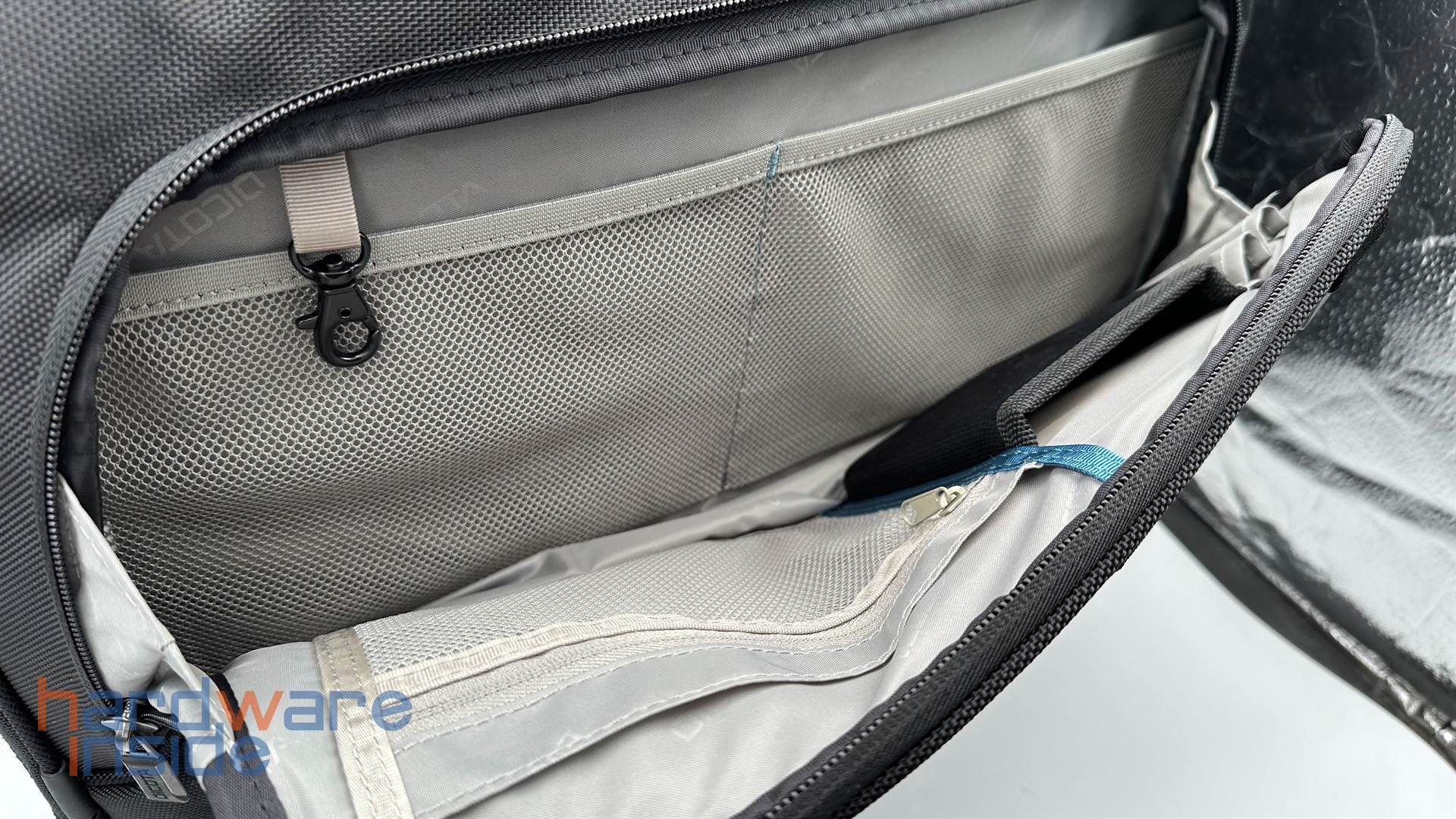 Dicota Top Traveller PRO 14 bis 15.6 Laptop Tolley u  Zubehör - 28.jpg