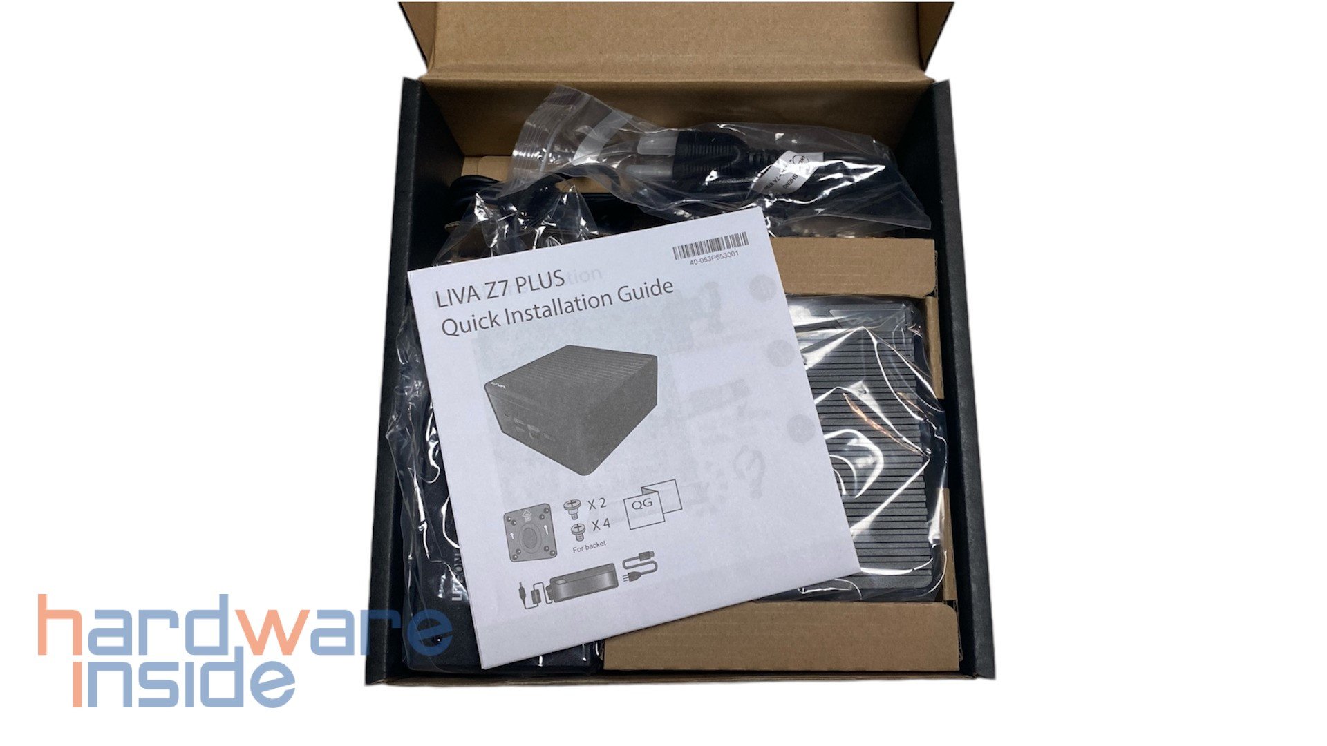 ECS LIVA Z7 Plus Verpackung_Inhalt_3.jpg