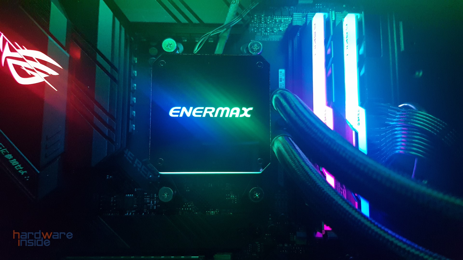 Enermax LIQMAX III 240 ARGB - 13.jpg