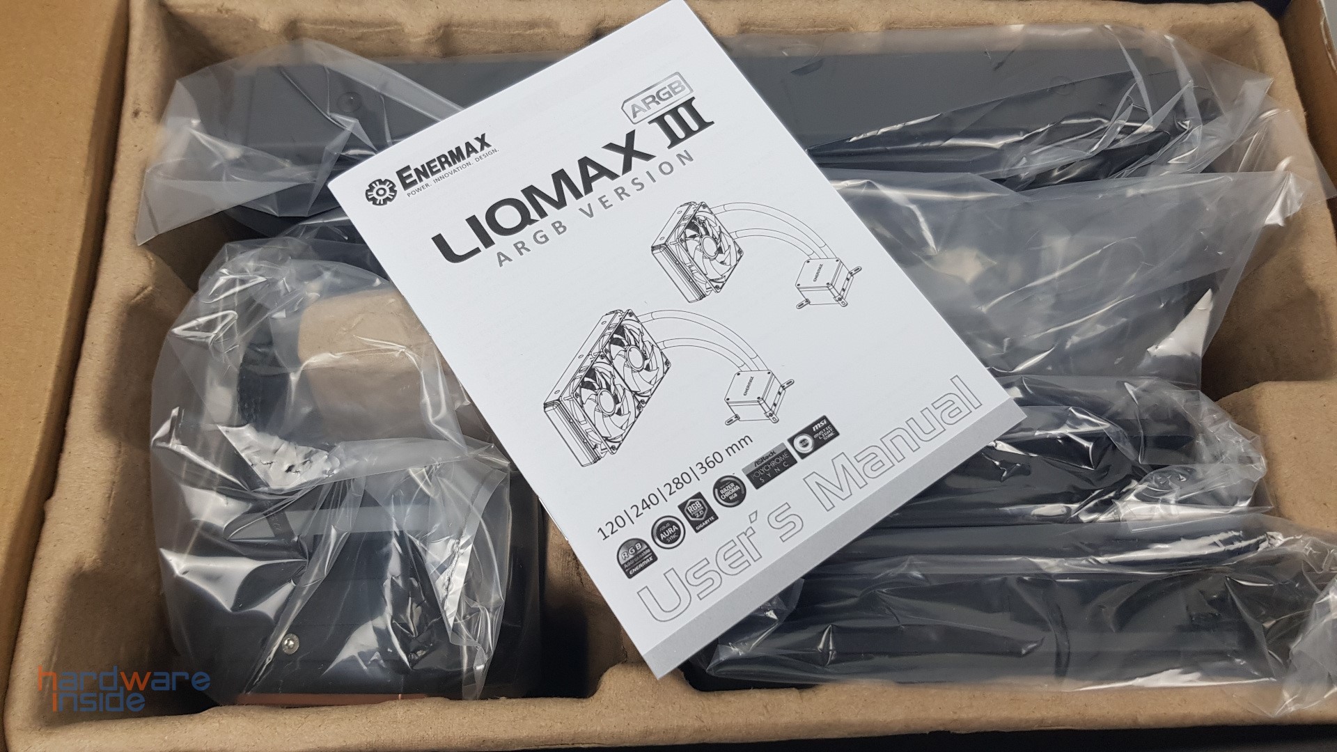 Enermax LIQMAX III 240 ARGB - 3.jpg