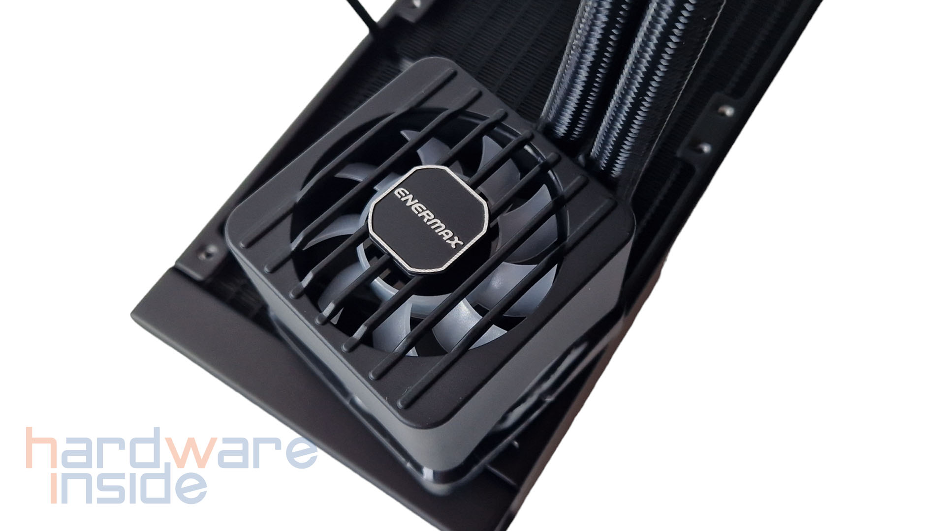 enermax liqmaxflo_15.jpg