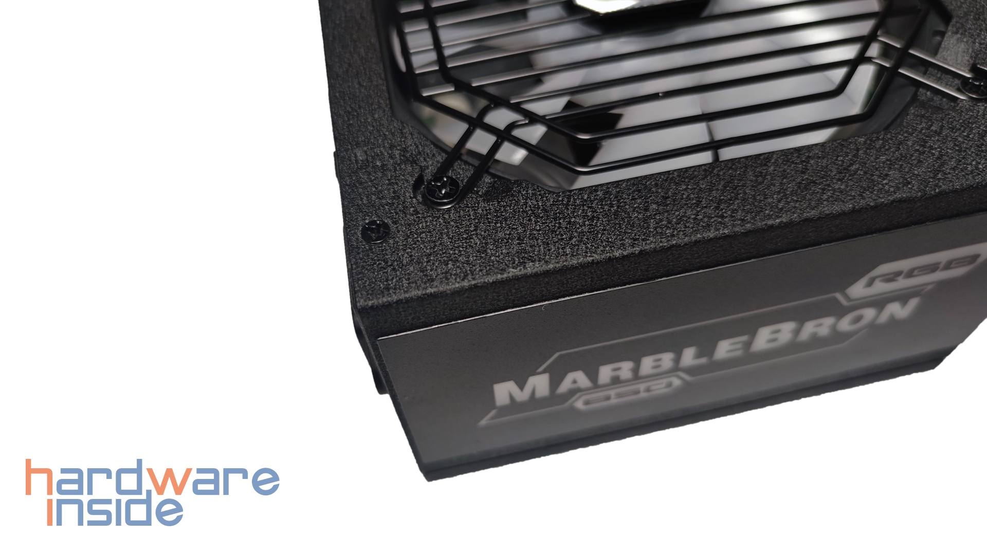 enermax-marblebron-rgb-details (2).jpg