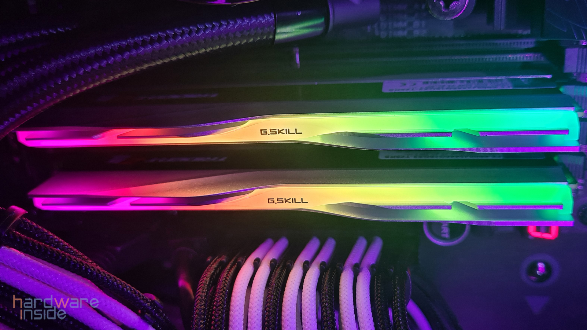 g.skill trident z5 rgb 6800_21.jpg