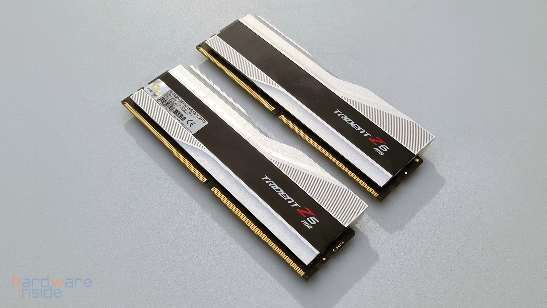 g.skill trident z5 rgb 6800_6.jpg