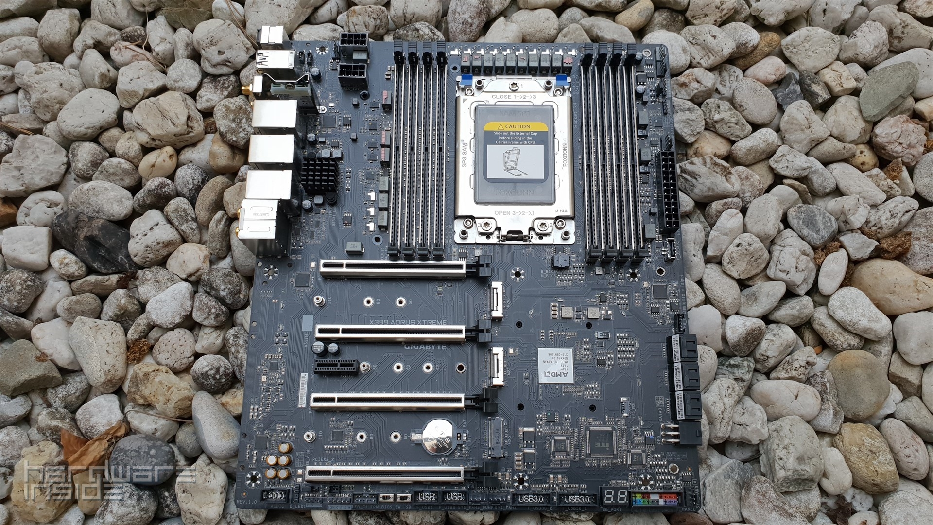 GIGABYTE AORUS X399 XTREME