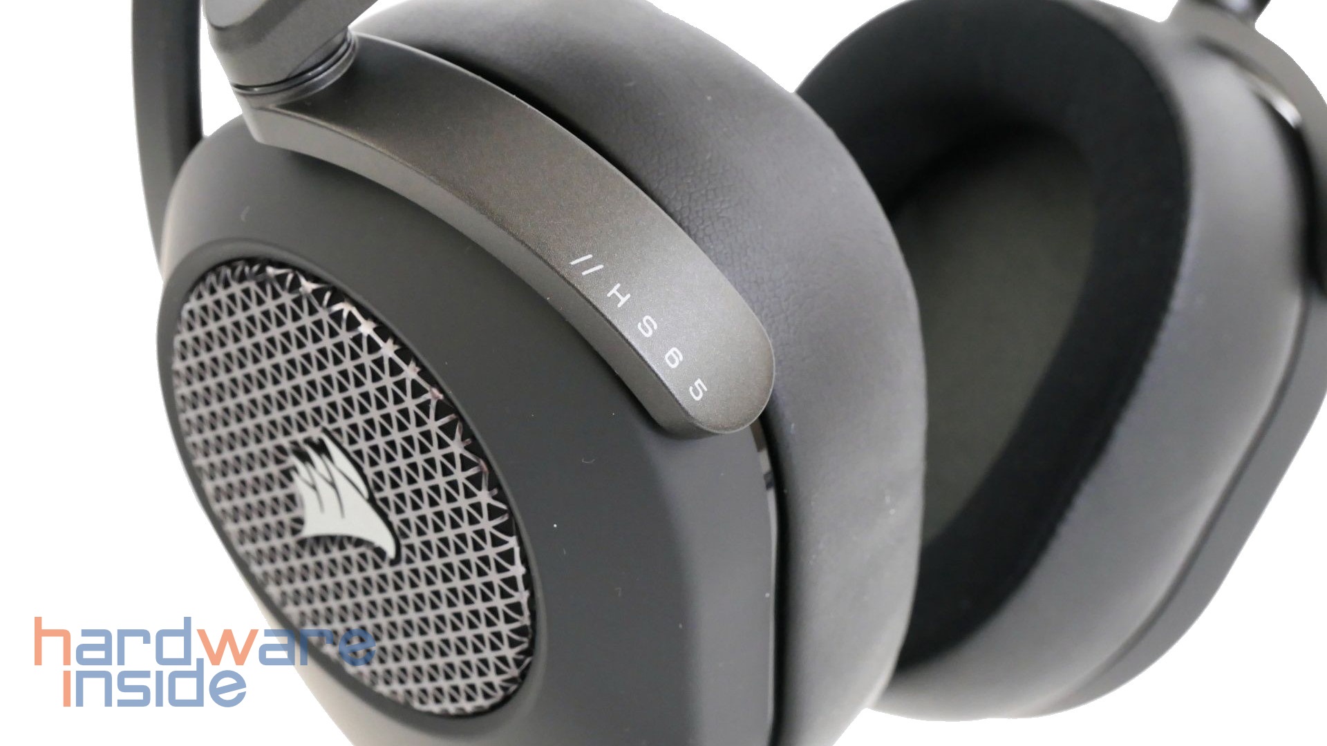 HS65 SURROUND Gaming-Headset - 14.jpg