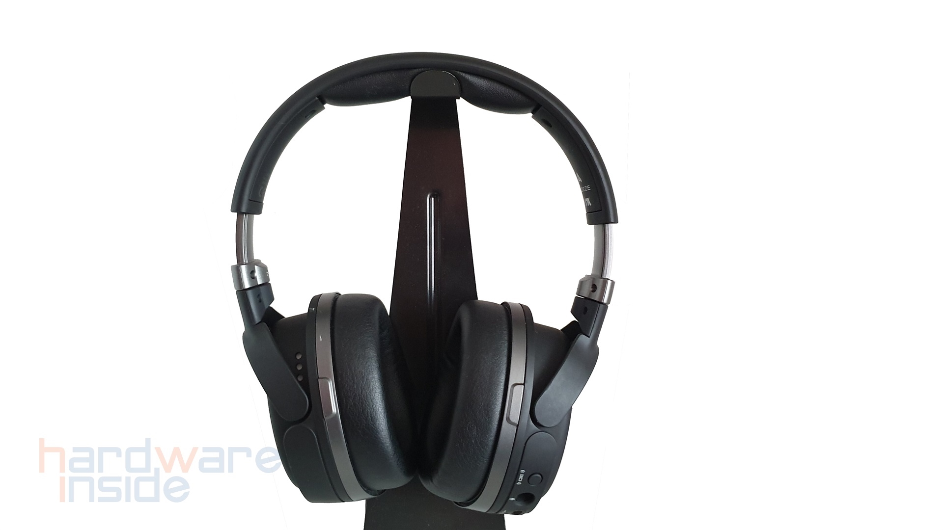 HyperX Cloud Orbit S - 11.jpg