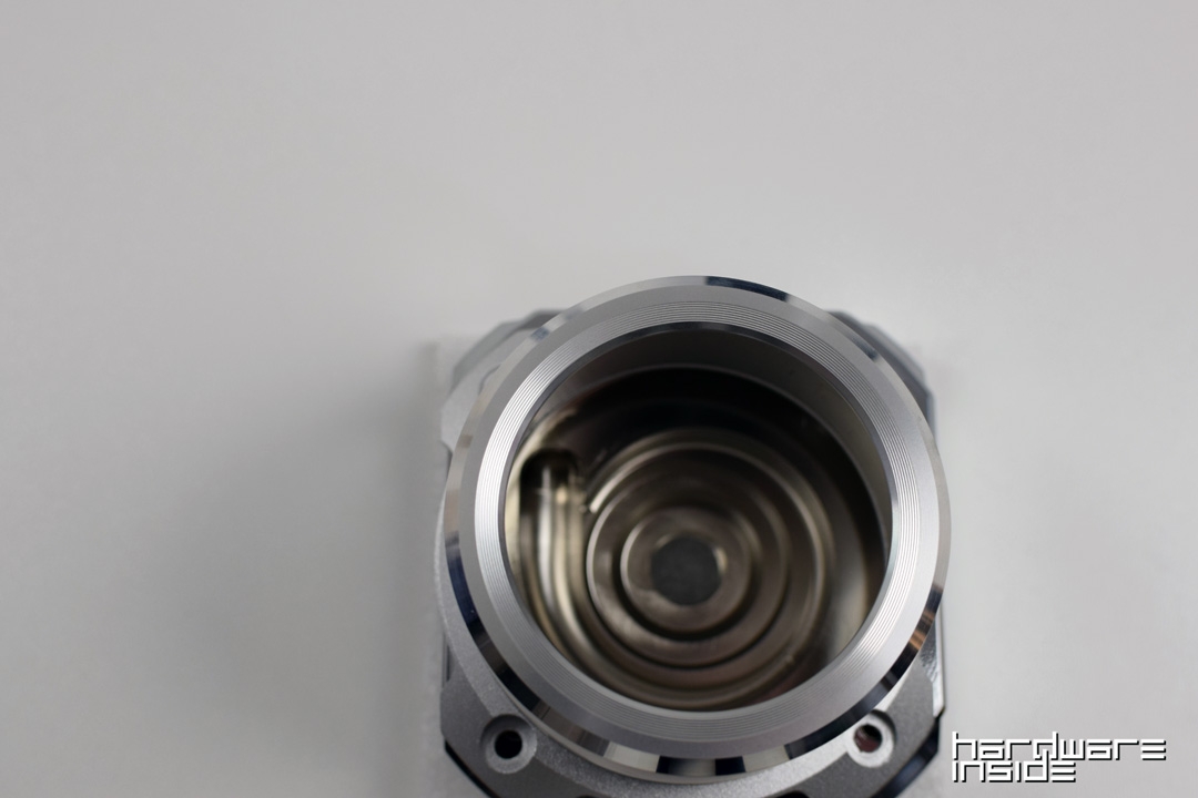 IceManCooler D5 und DDC Pumpen Tops