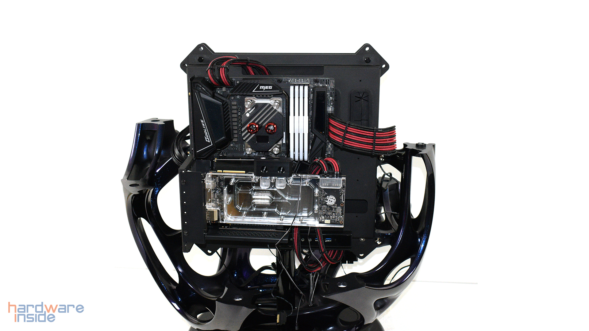 INWIN YONG wassergekühlter Messing-Build mit Bitspower_6298.jpg