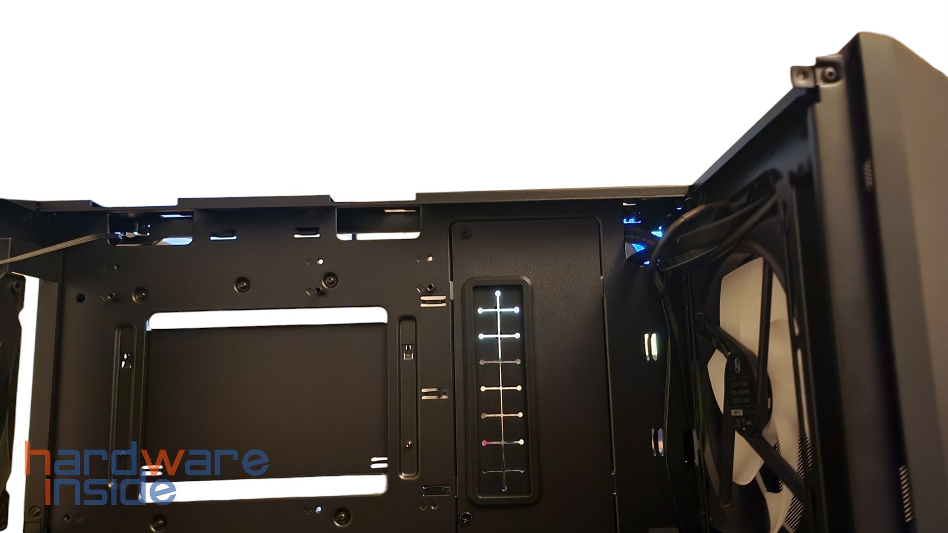 lian-li-lancool-216-radiator-montage (3).jpg