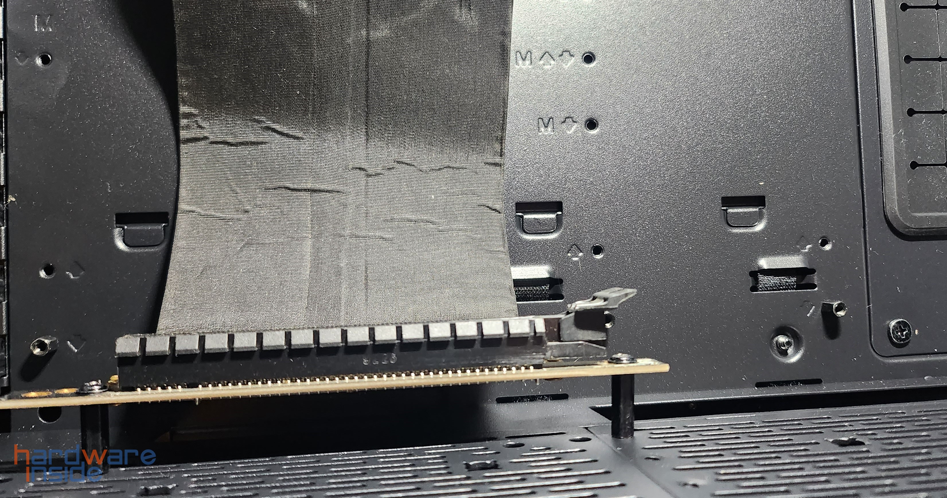 lian-li-lancool-216-raiserkabel (3).jpg