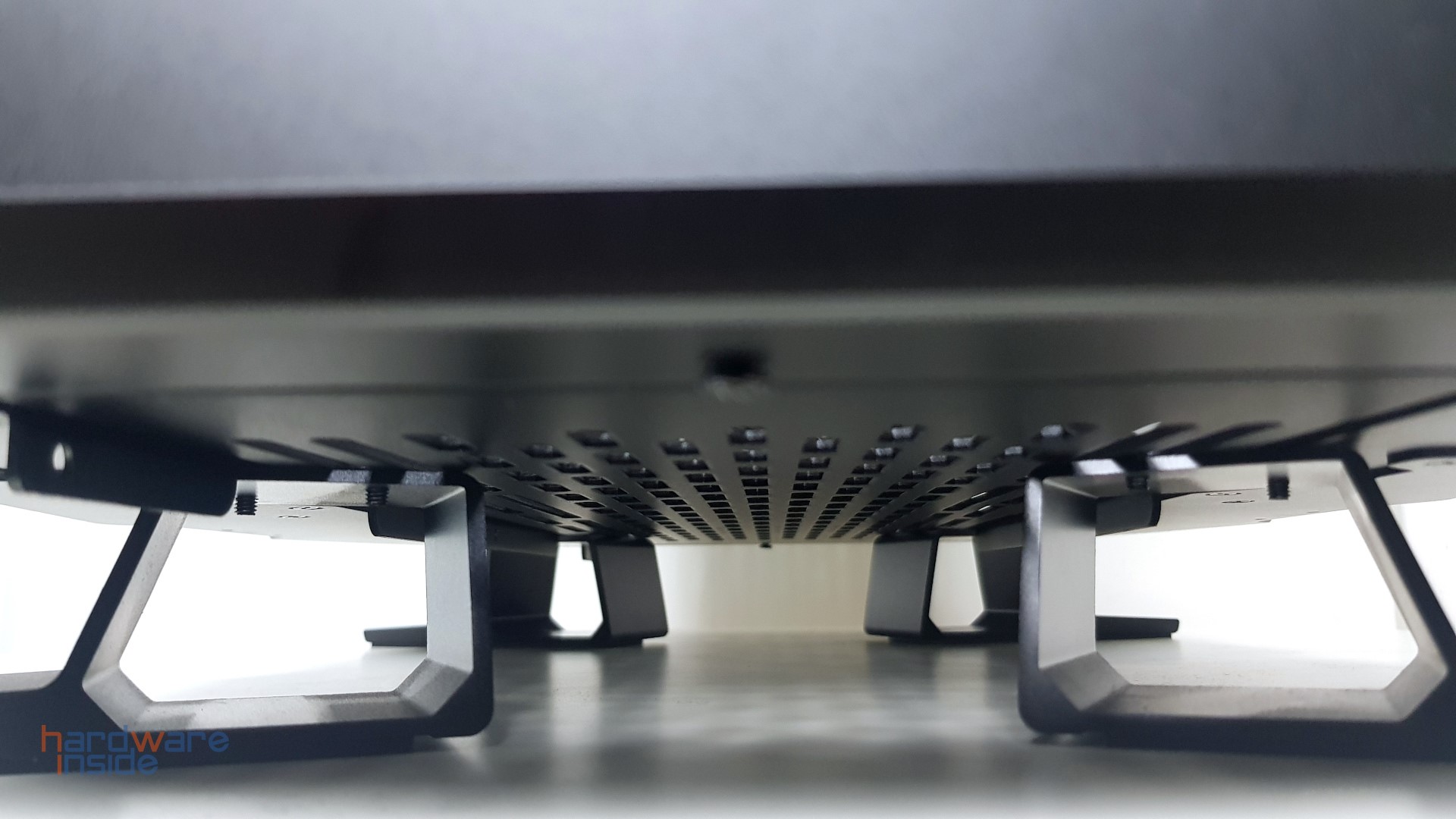 Lian Li ODYSSEY X - 49.jpg