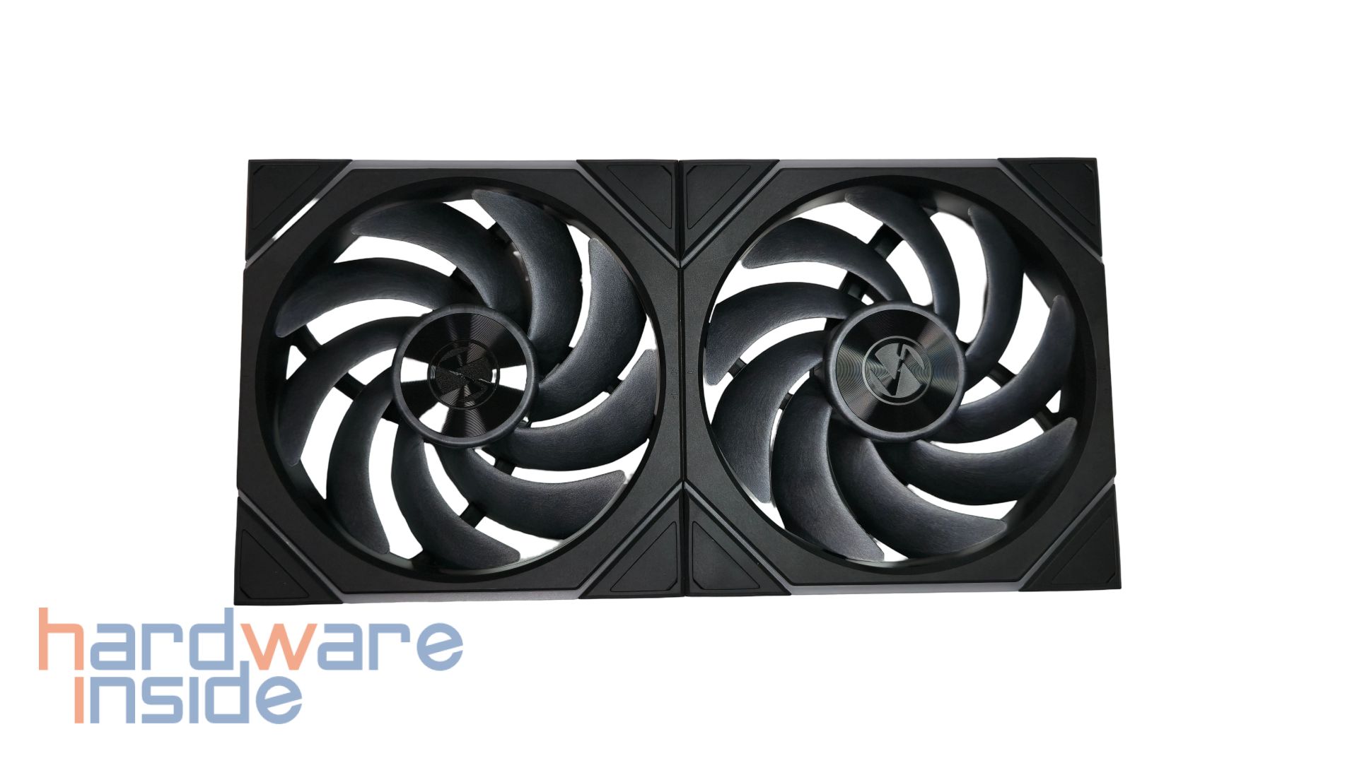 lian-li-uni-fan-tl-wireless-140-013.jpg