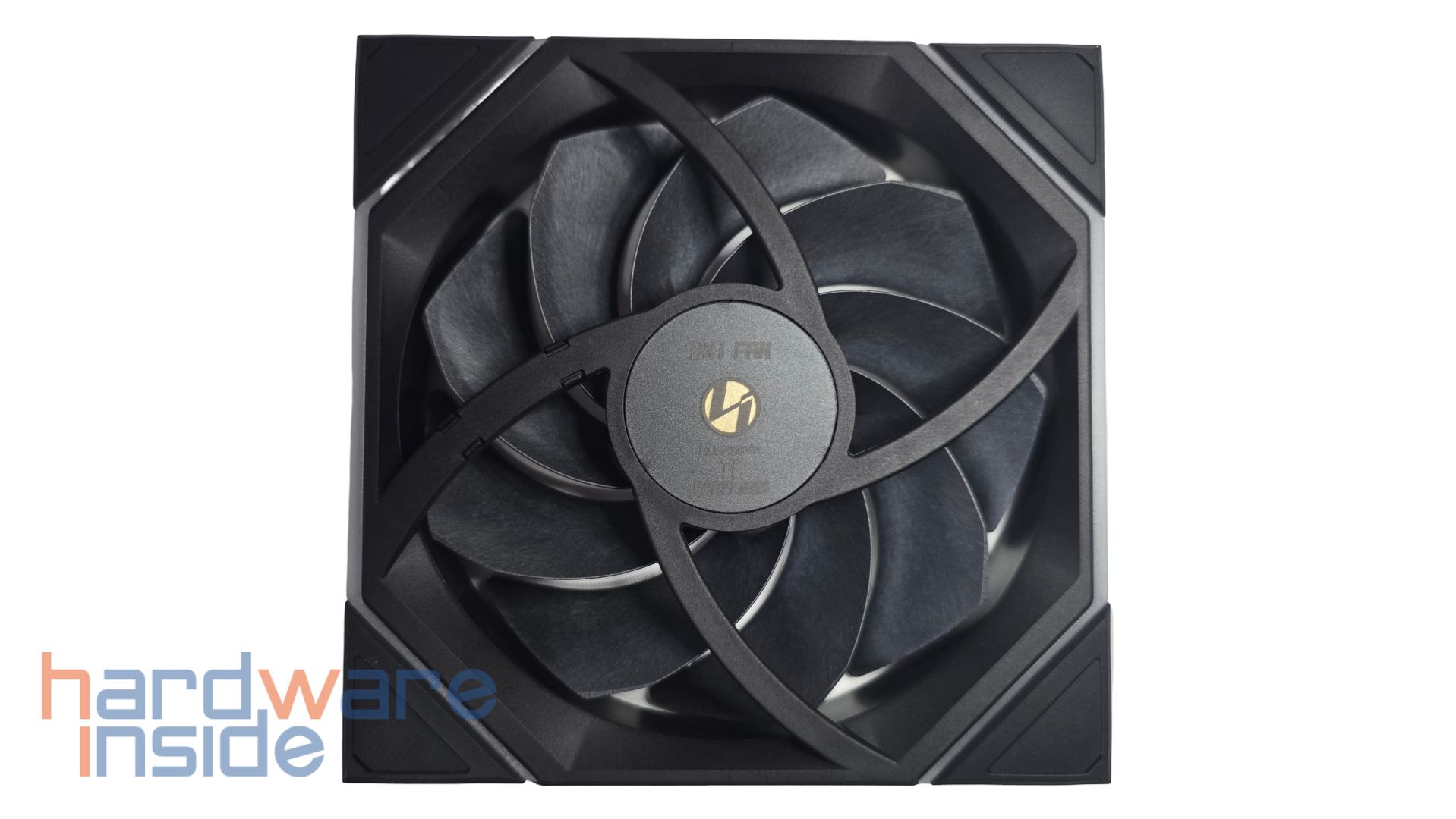 lian-li-uni-fan-tl-wireless-140-014.jpg