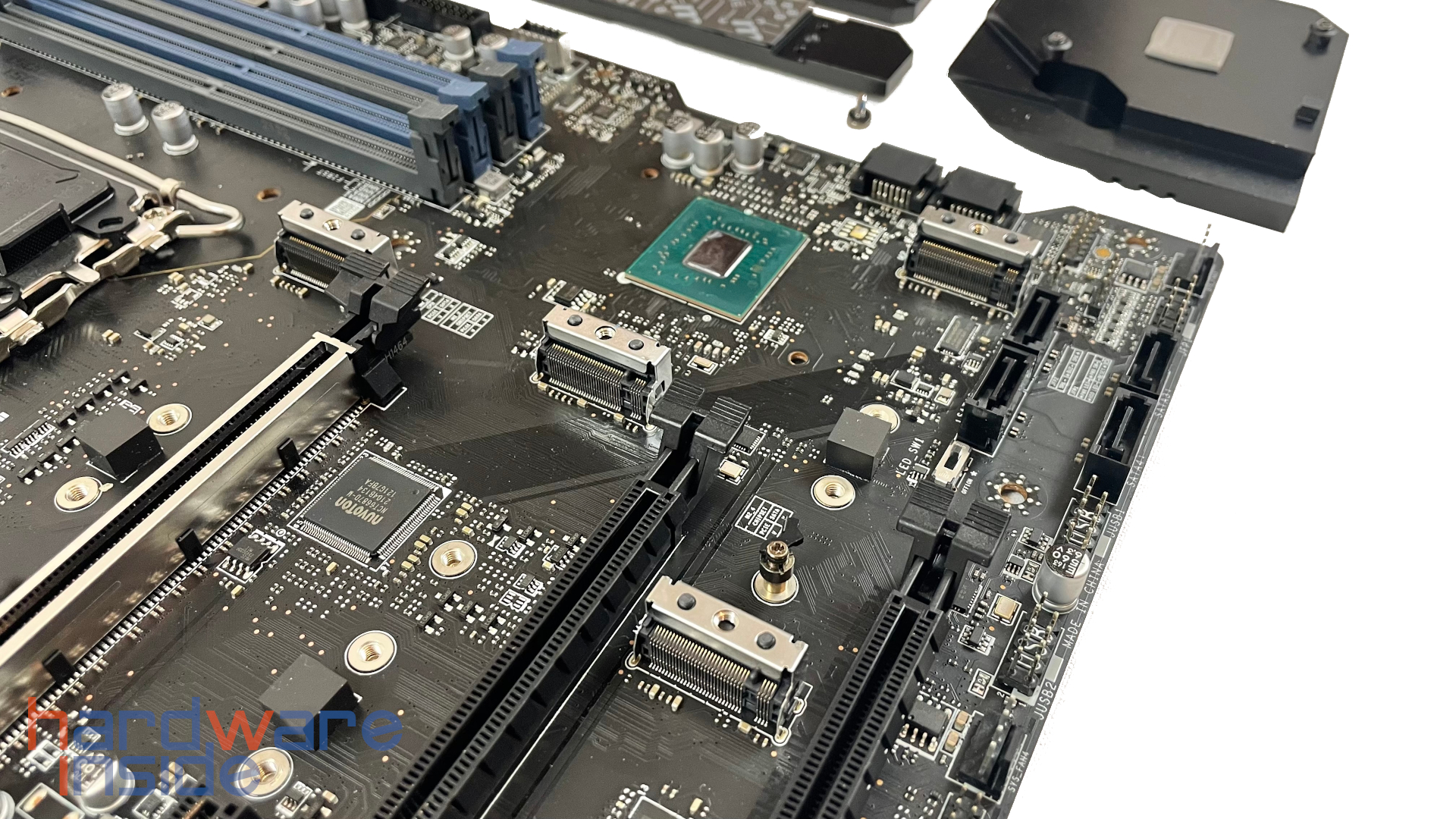 MAG Z690 TOMAHAWK WIFI DDR4_19