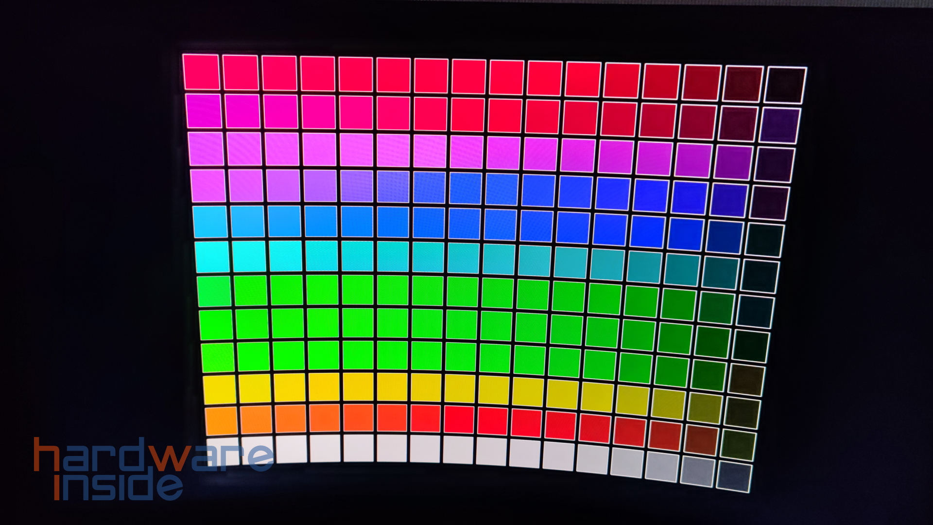 MSI ARTYMIS 273CQRX-QD - 24.jpg