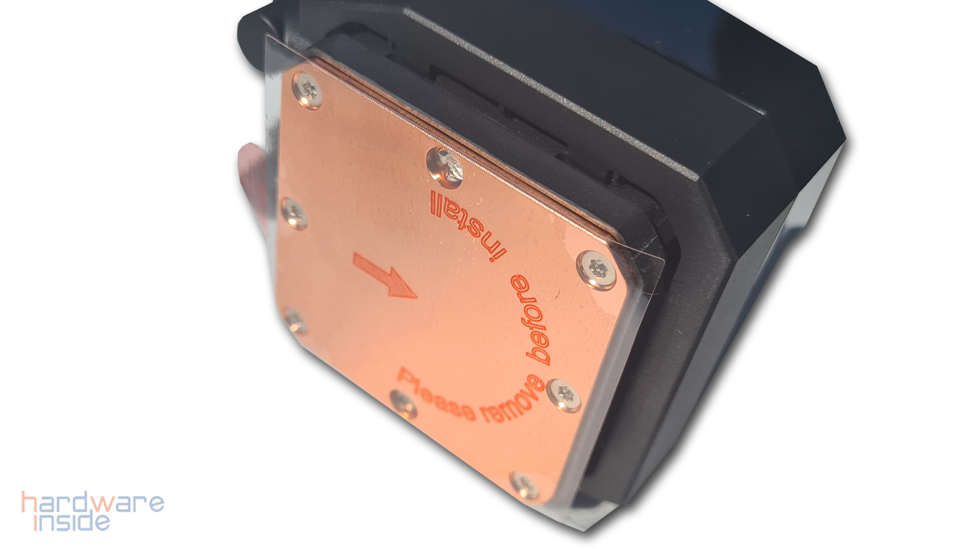 msi mag coreliquid p360_11.jpg